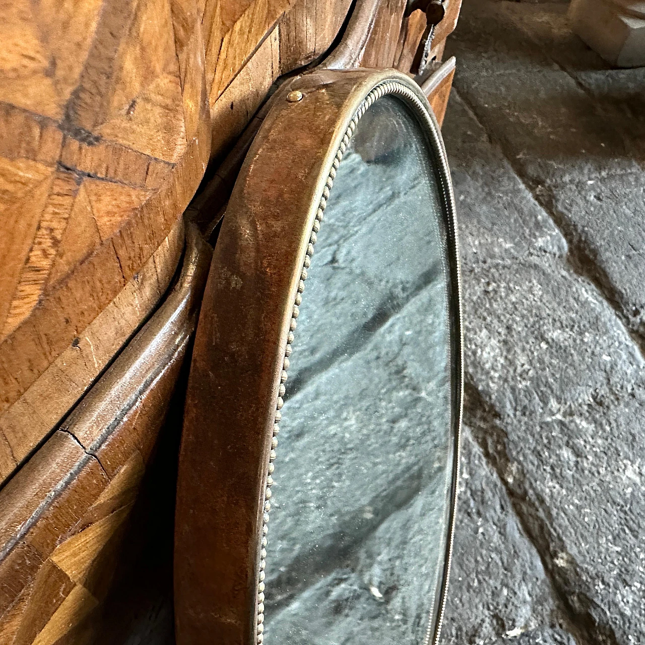 Specchio da parete ovale in ottone in stile Gio Ponti, anni '50 10