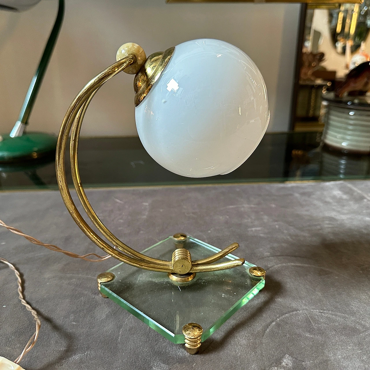 Lampada da tavolo in ottone e vetro in stile Fontana Arte, anni '50 2