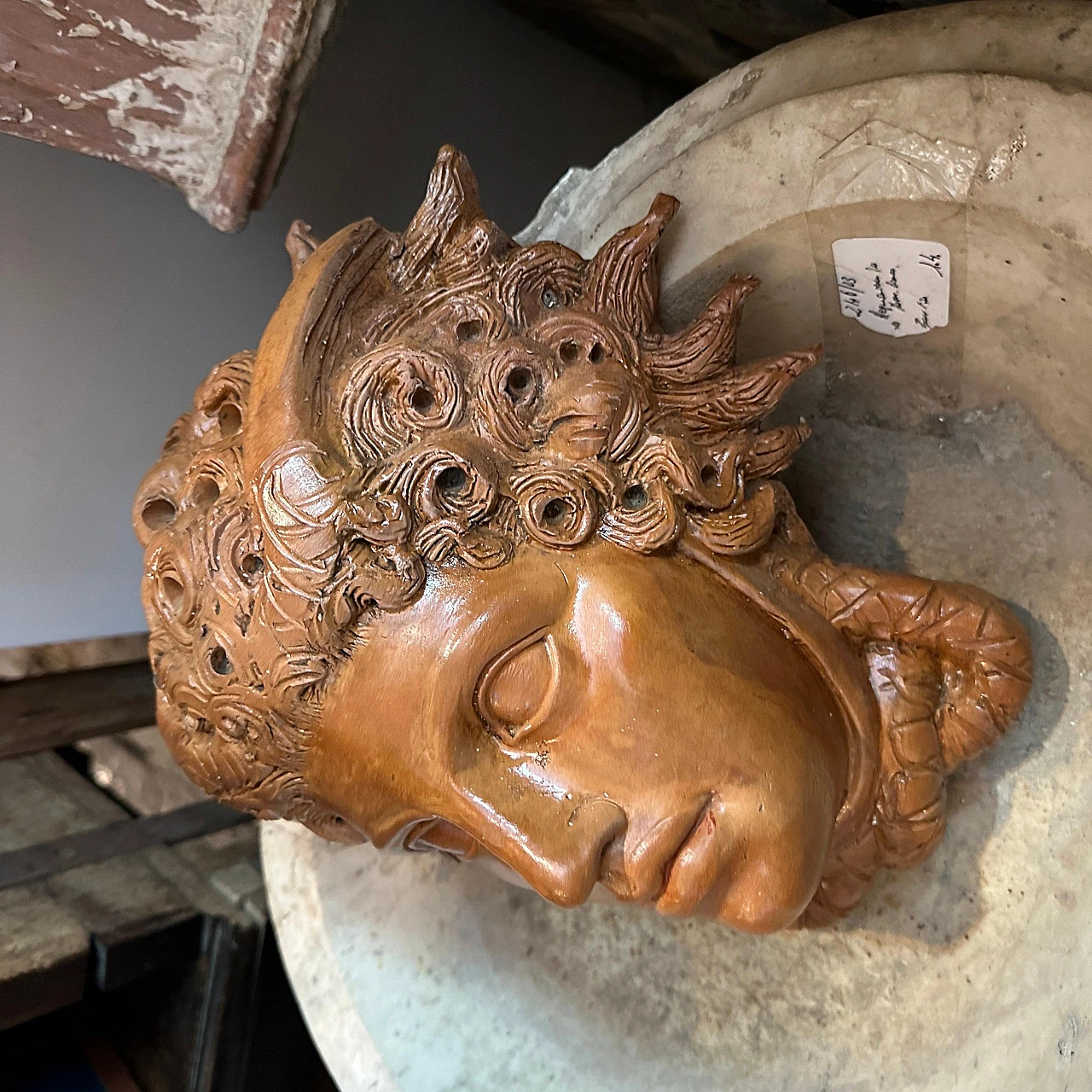Testa di Medusa, scultura in terracotta, anni '30 8