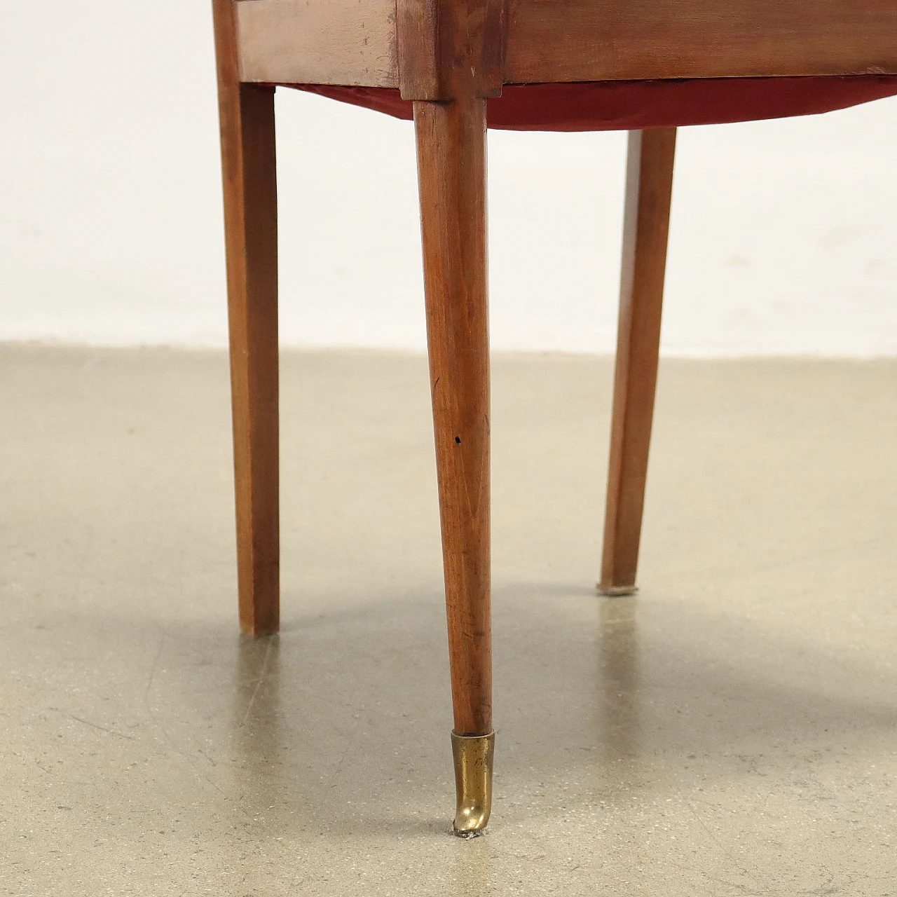 6 Sedie in legno con seduta in skai nello stile di Paolo Buffa, anni '50 6