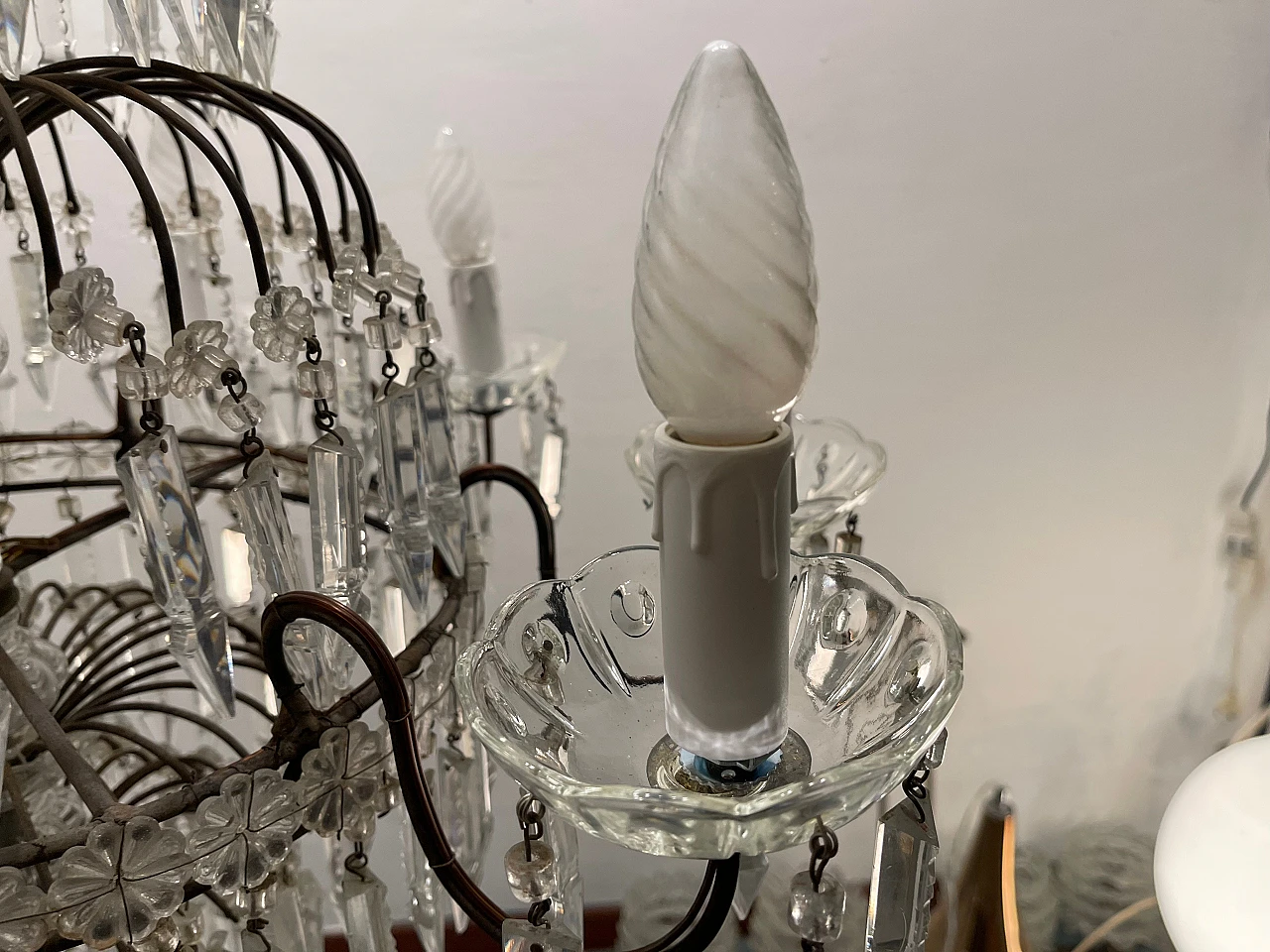 Coppia di lampadari a cascata in cristallo, anni '40 8