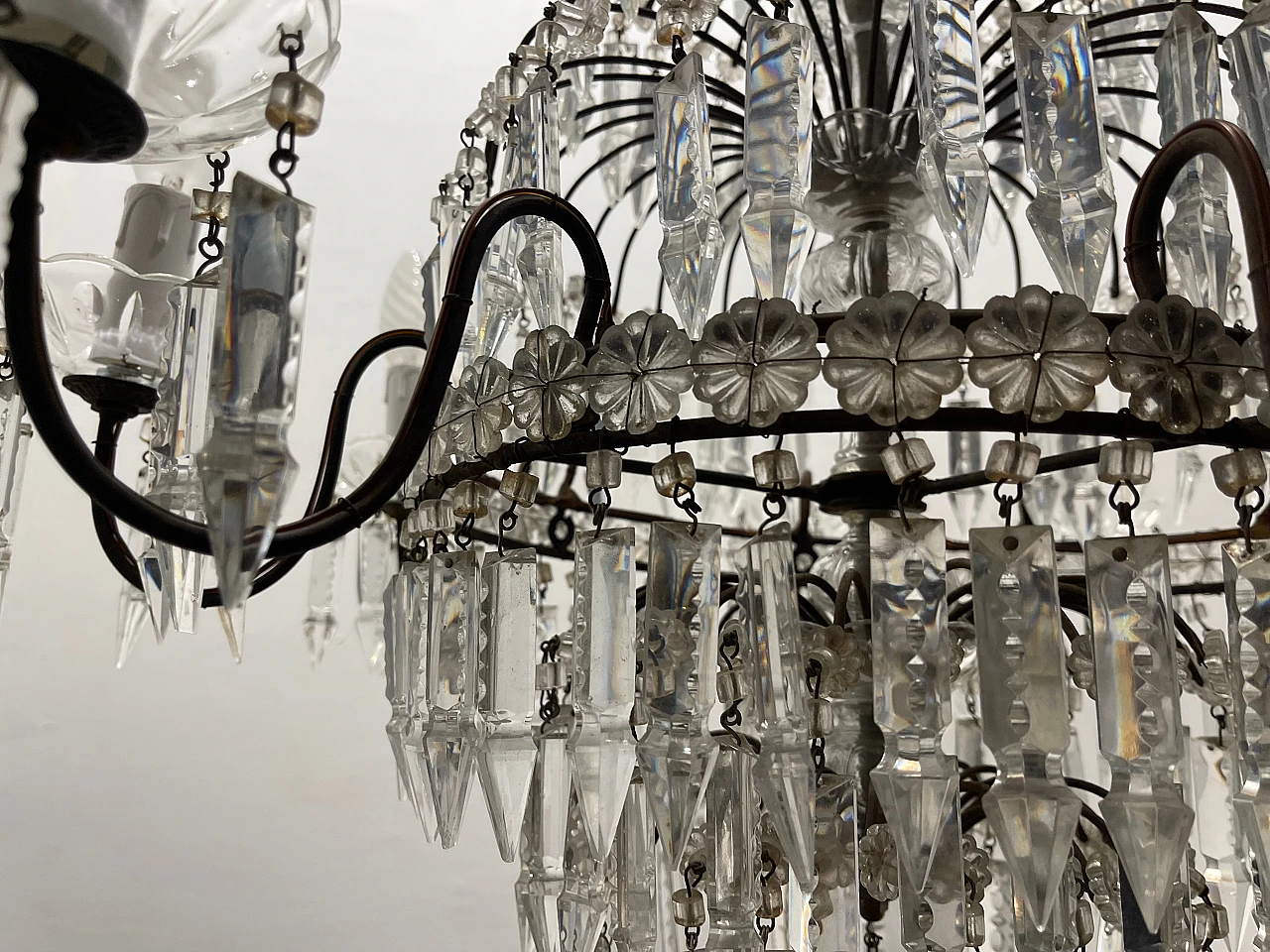 Coppia di lampadari a cascata in cristallo, anni '40 10