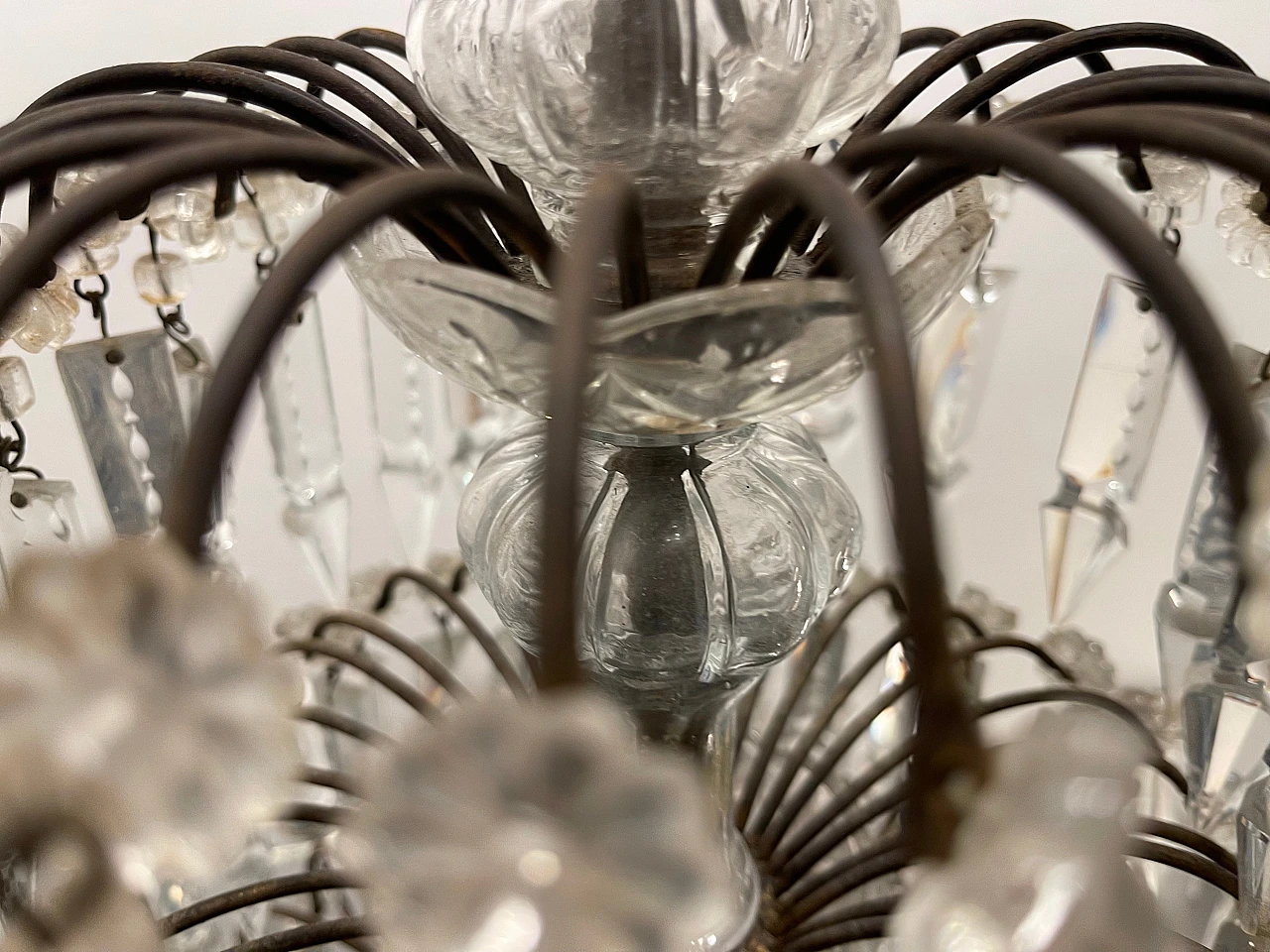 Coppia di lampadari a cascata in cristallo, anni '40 12