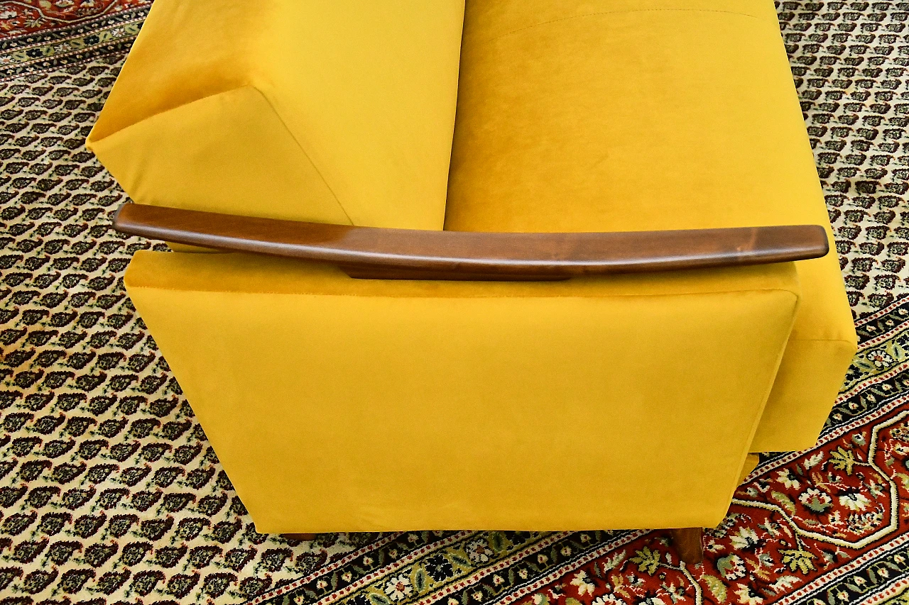 Divano letto in stile scandinavo in faggio e velluto giallo, anni '60 14