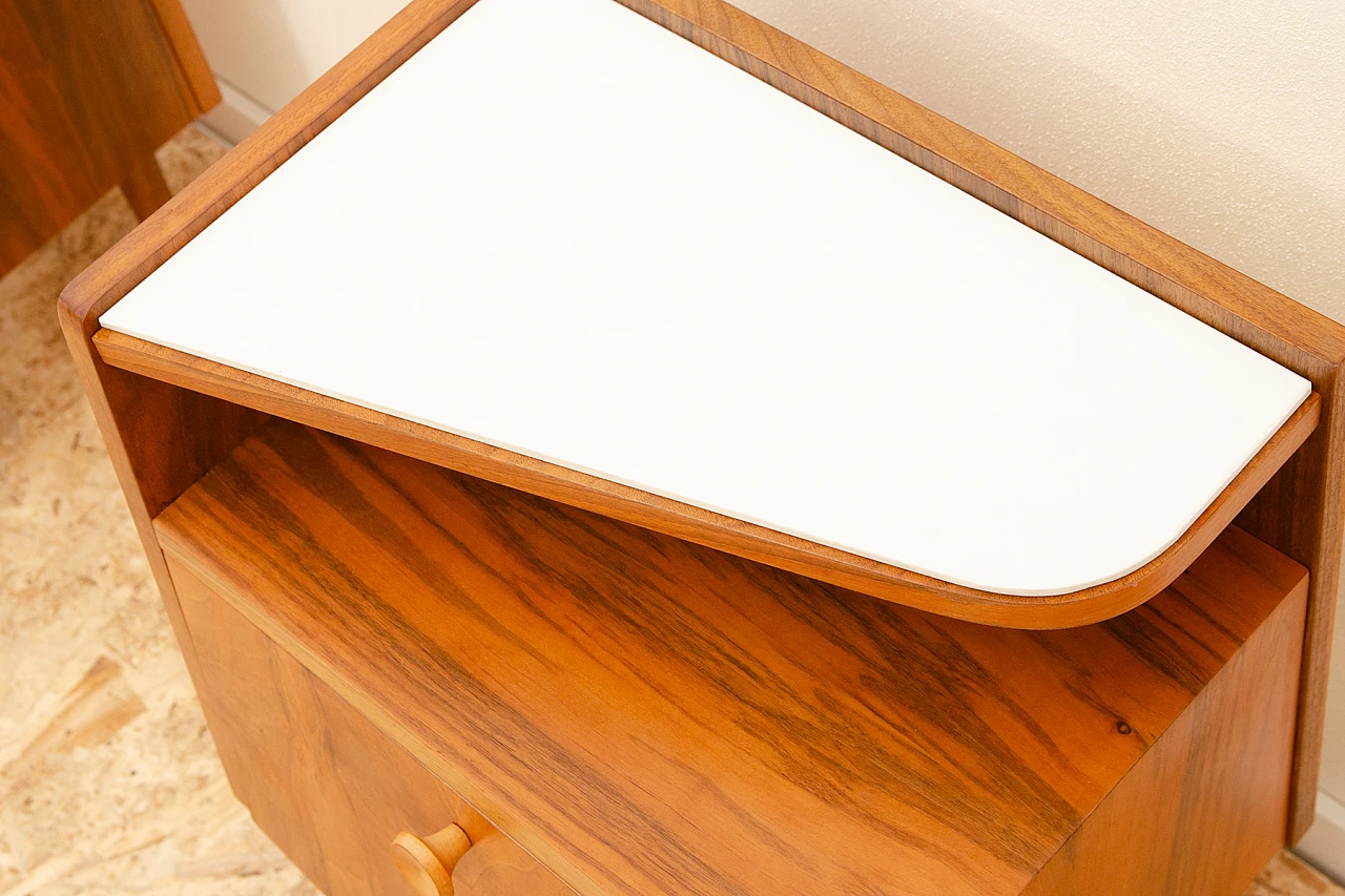 Coppia di comodini cecoslovacchi in faggio, anni '60 11