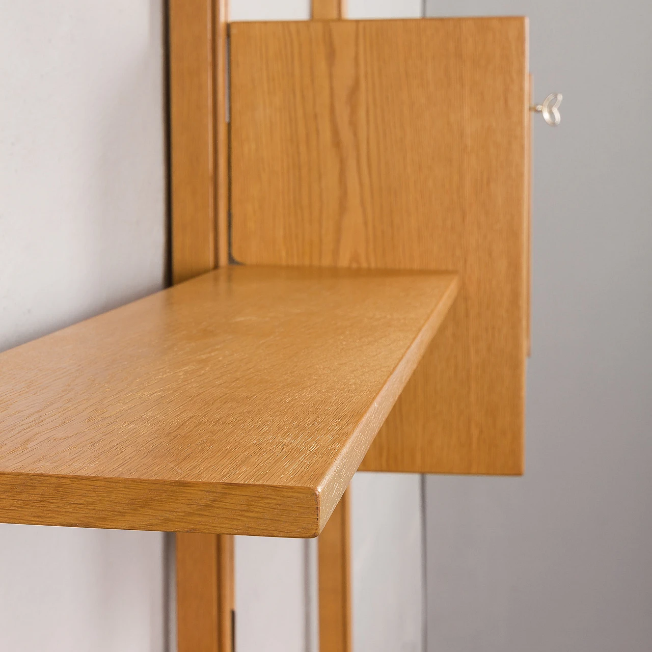 Libreria in rovere a due campate di Sven Andersen, anni '60 21