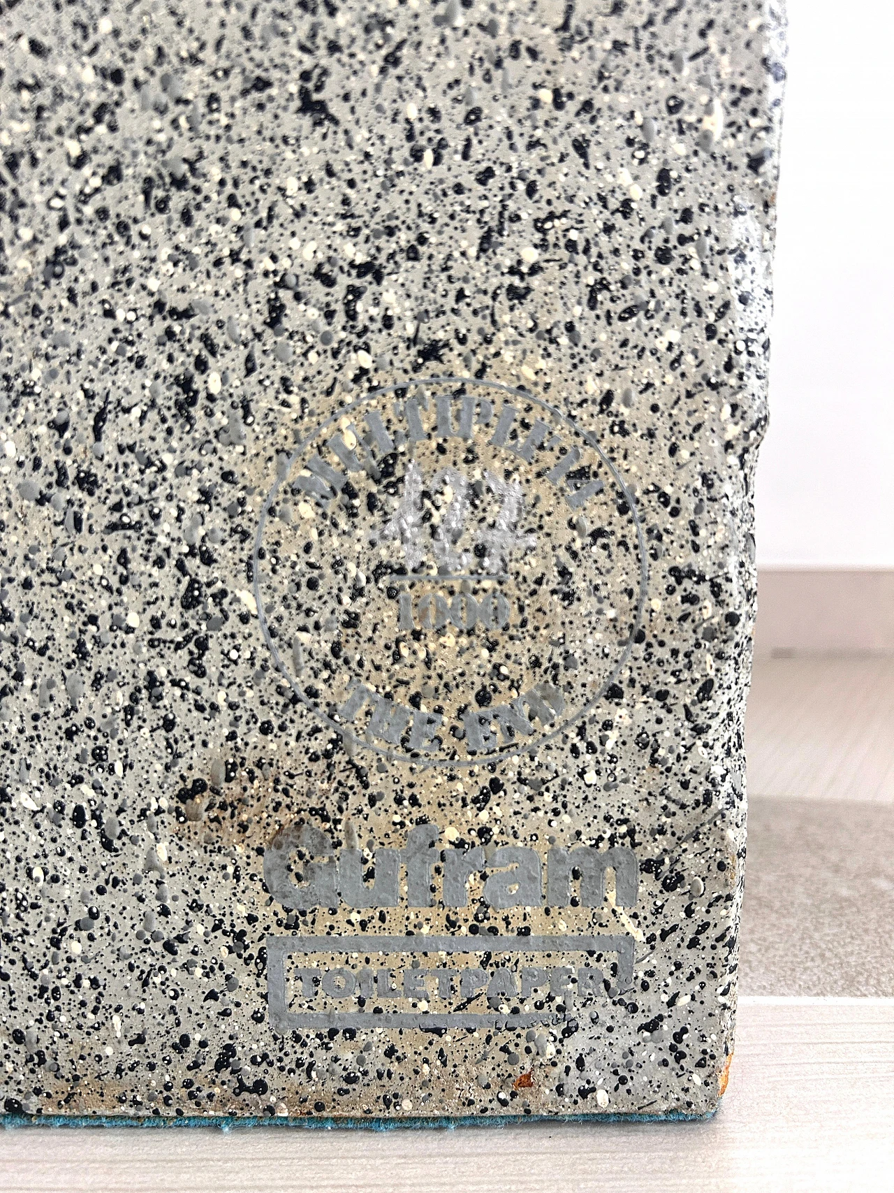 Maurizio Cattelan e Pier Paolo Ferrari Pouf The End per Gufram, 2014 7