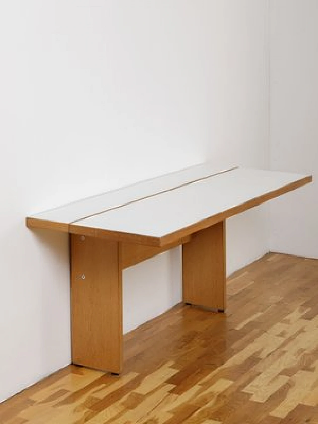 Consolle in legno chiaro e laminato bianco, anni '80 5