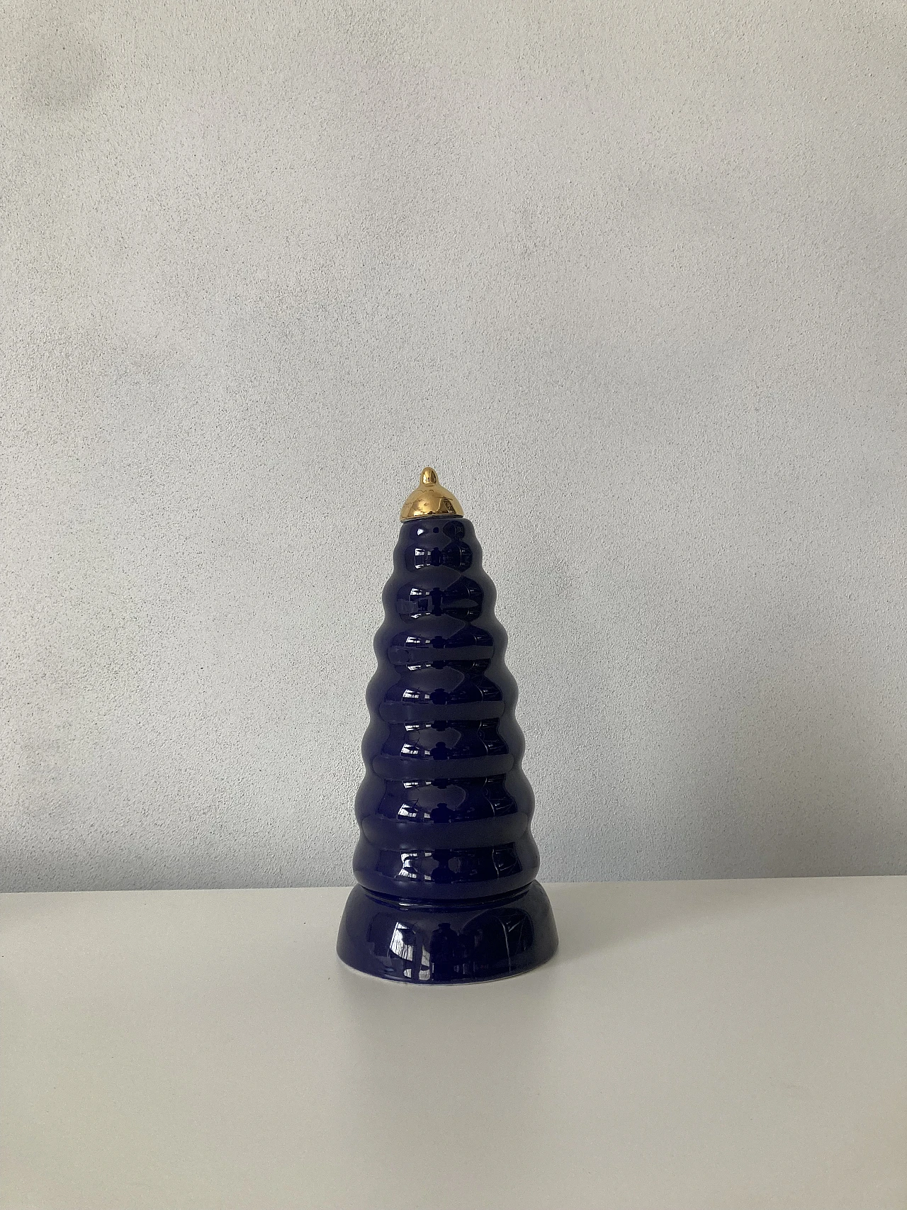 Vaso in ceramica di Ugo La Pietra per La Bottega dei Vasai, 1990 1