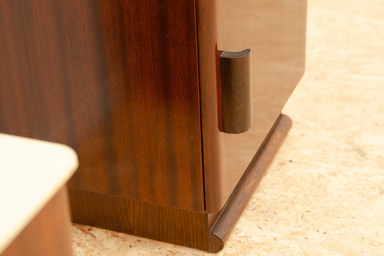 Coppia di comodini di Jindřich Halabala per UP Zavody, anni '50 8