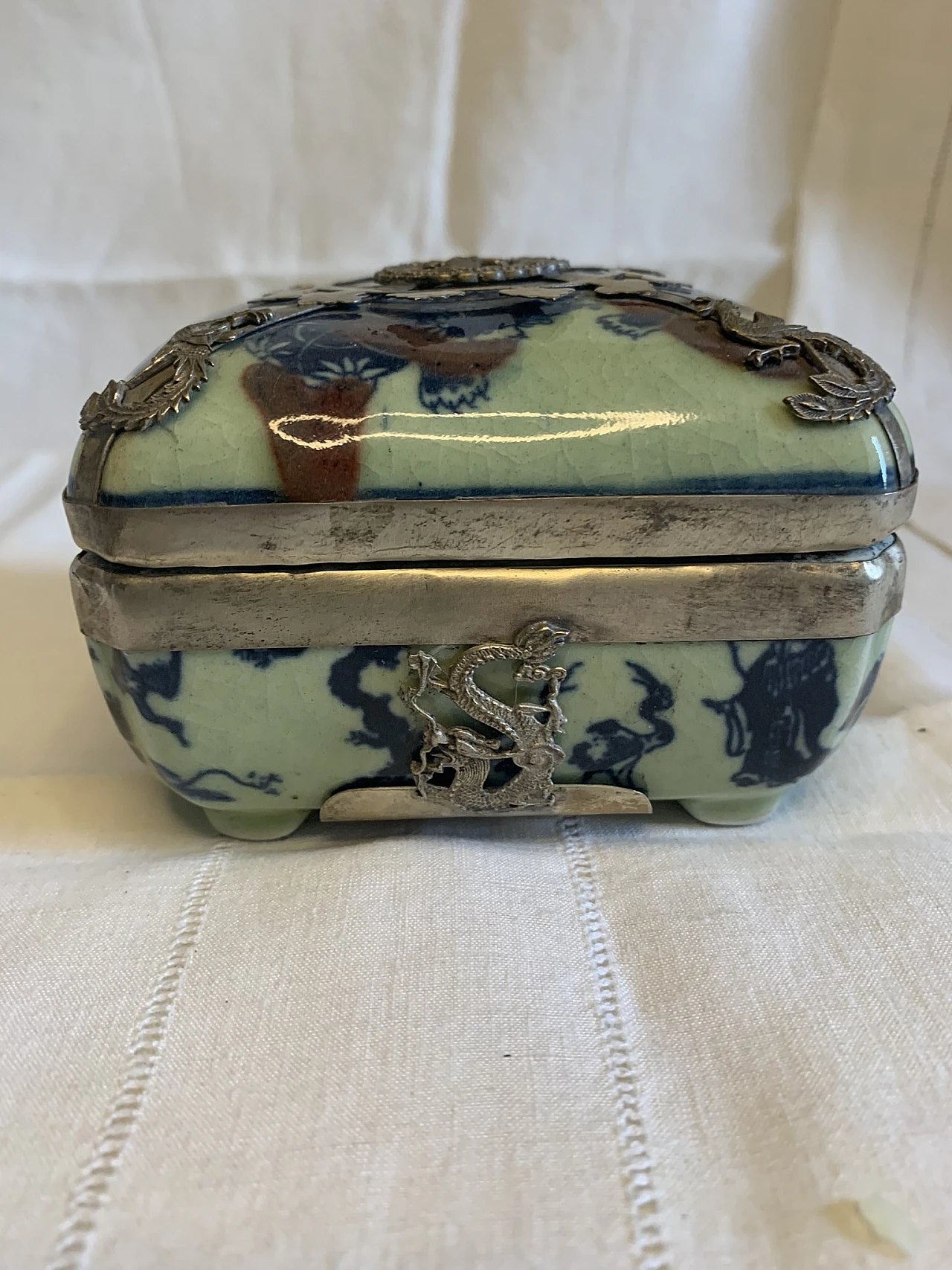Celadon green porcelain ink box, 1920s 4