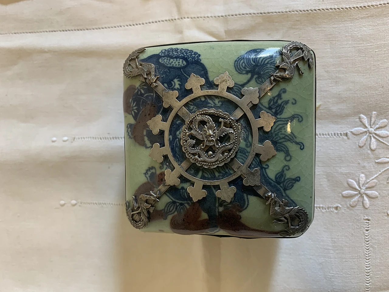 Celadon green porcelain ink box, 1920s 7