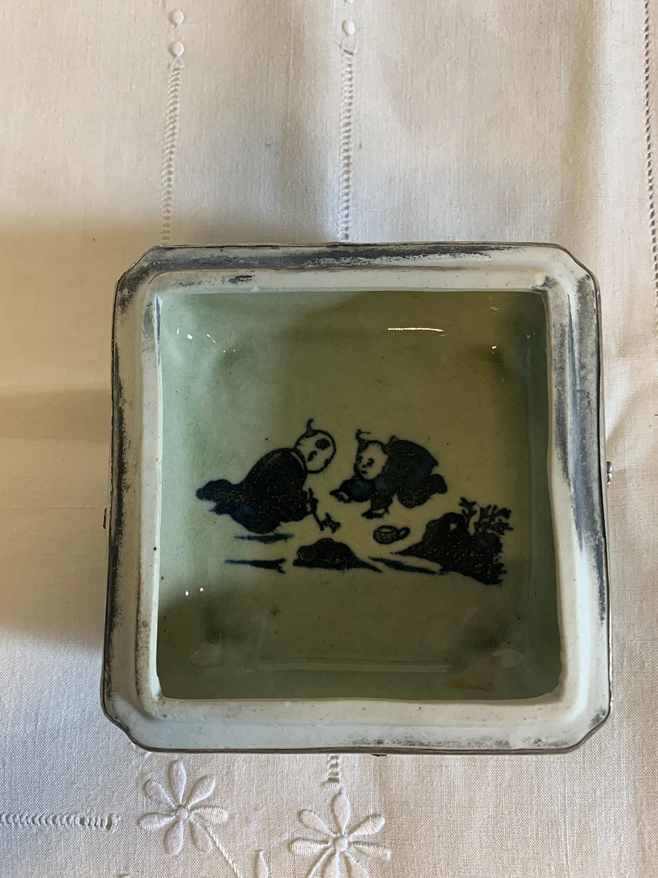 Celadon green porcelain ink box, 1920s 8