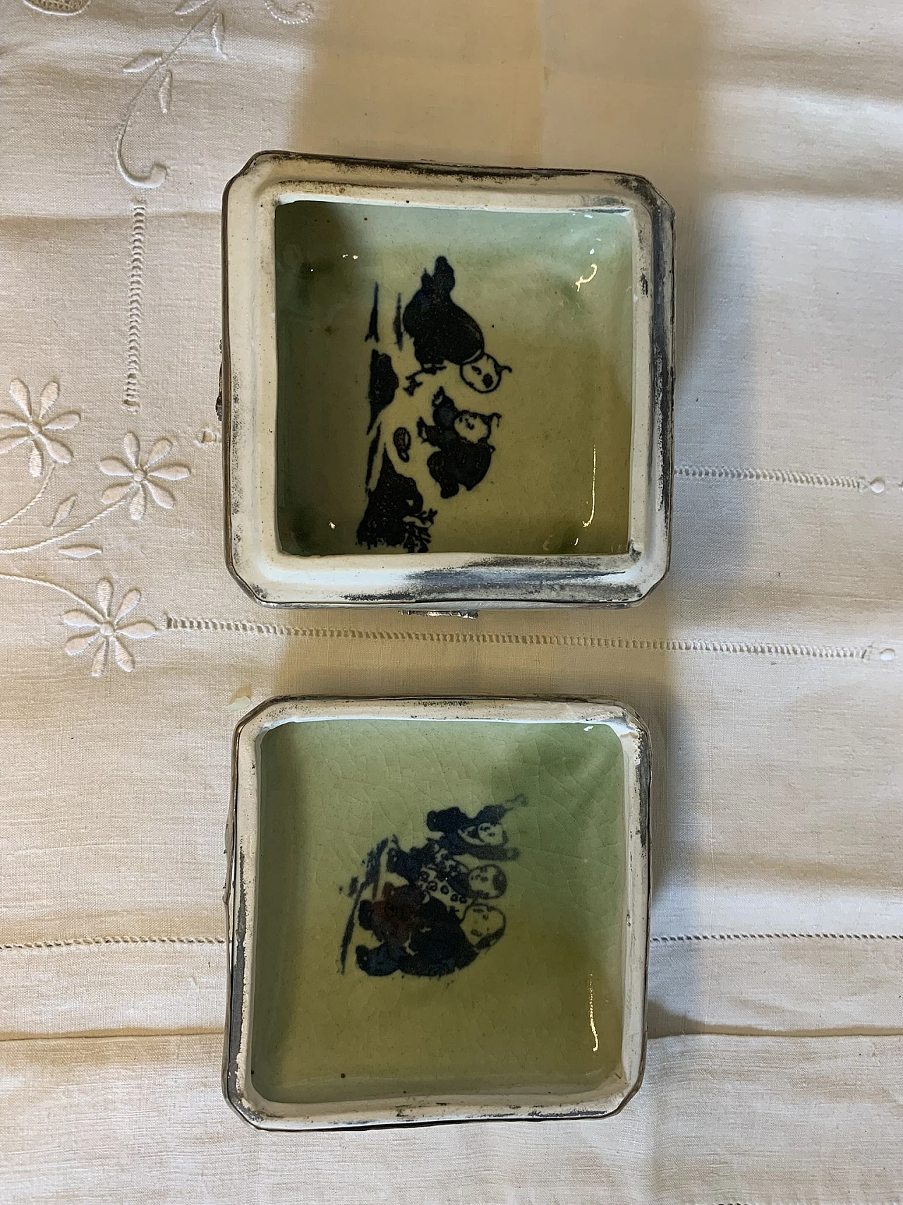 Celadon green porcelain ink box, 1920s 10