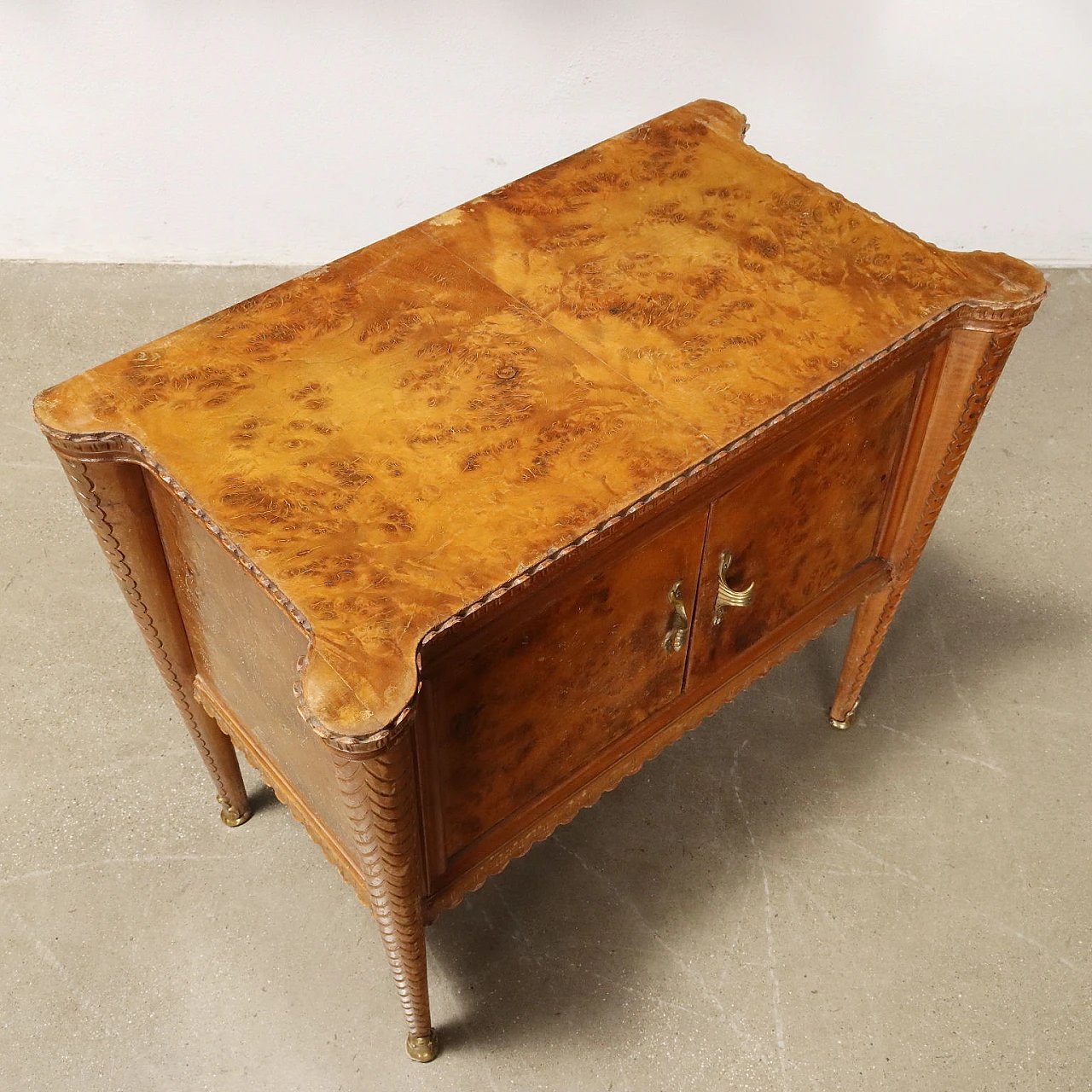 Pair of burl nightstands with hinged doors, 1950s 8