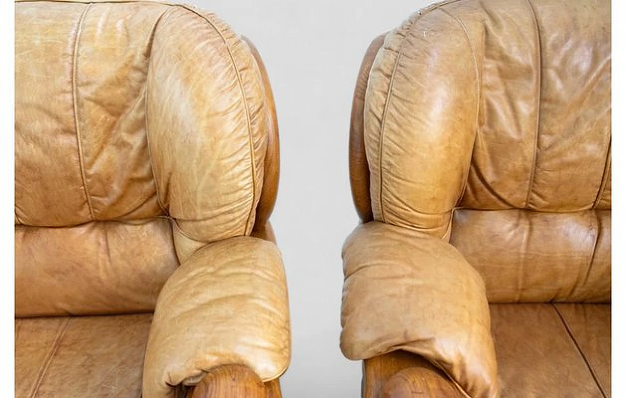 Pair of armchairs in wood and beige leather, 1970s 6