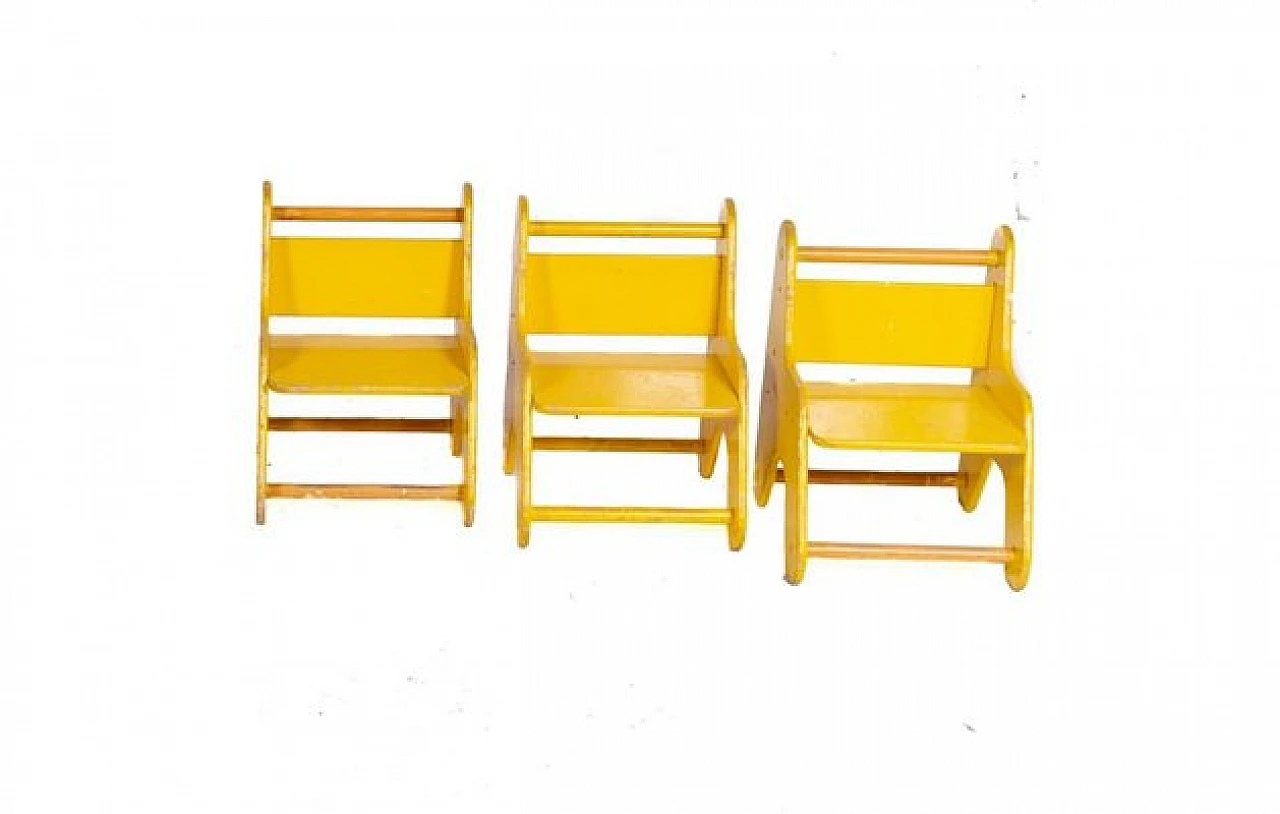 3 Children's chairs in yellow wood, 2000s 2