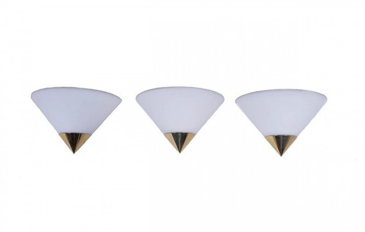 Lampada da parete a cono in vetro e ottone di G. Limburg, anni '70 1