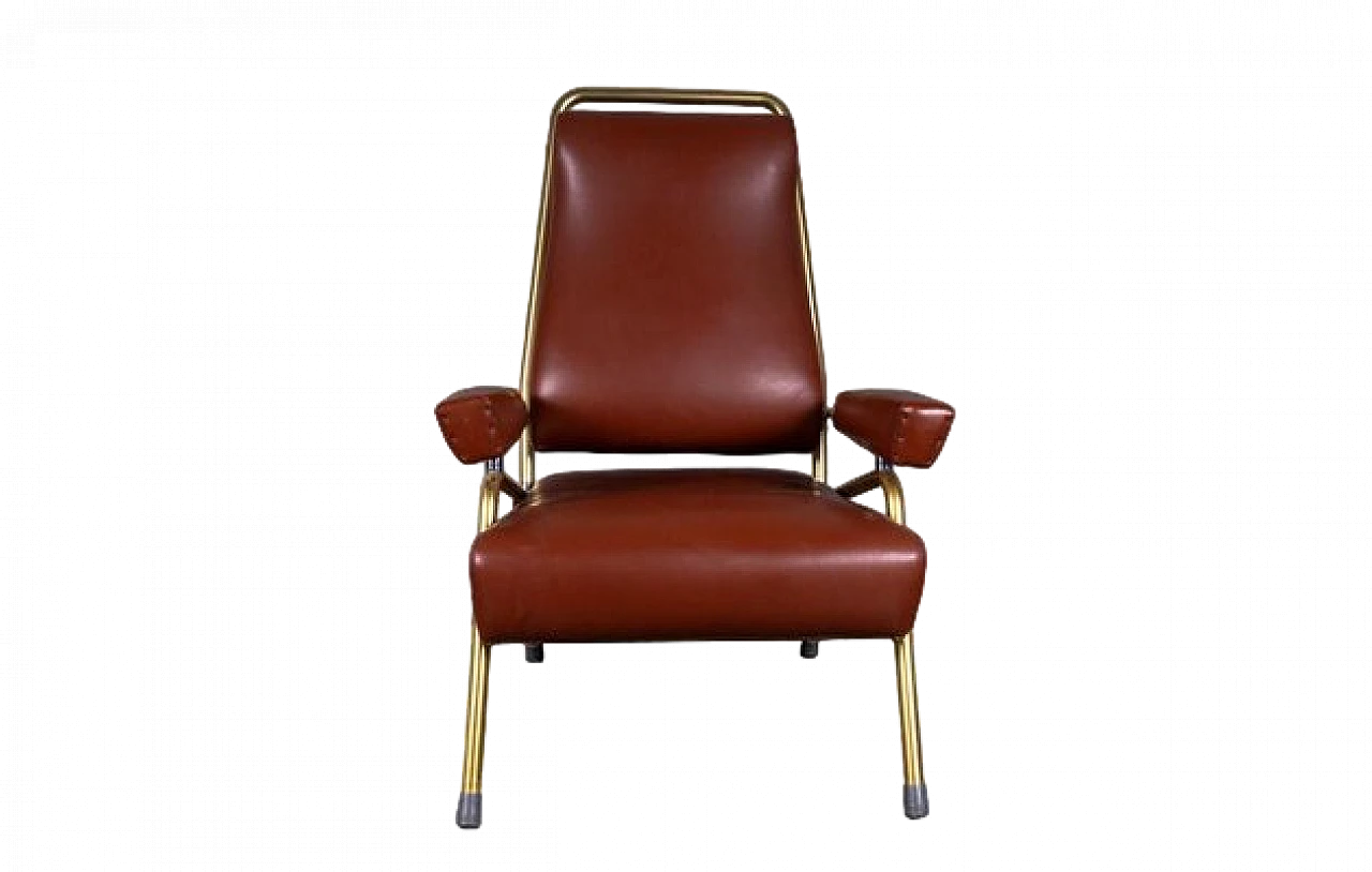 Poltrona in skai marrone con struttura in metallo dorato, anni '70 7