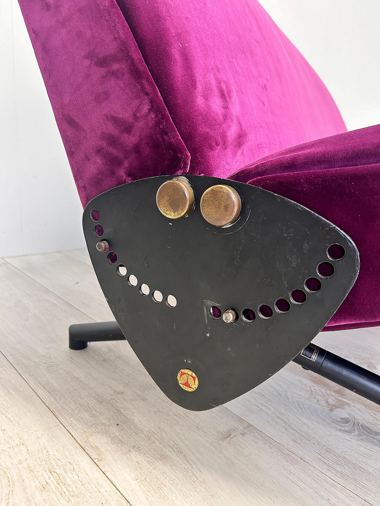 Divano letto D70 di Osvaldo Borsani per Tecno, 1955 8