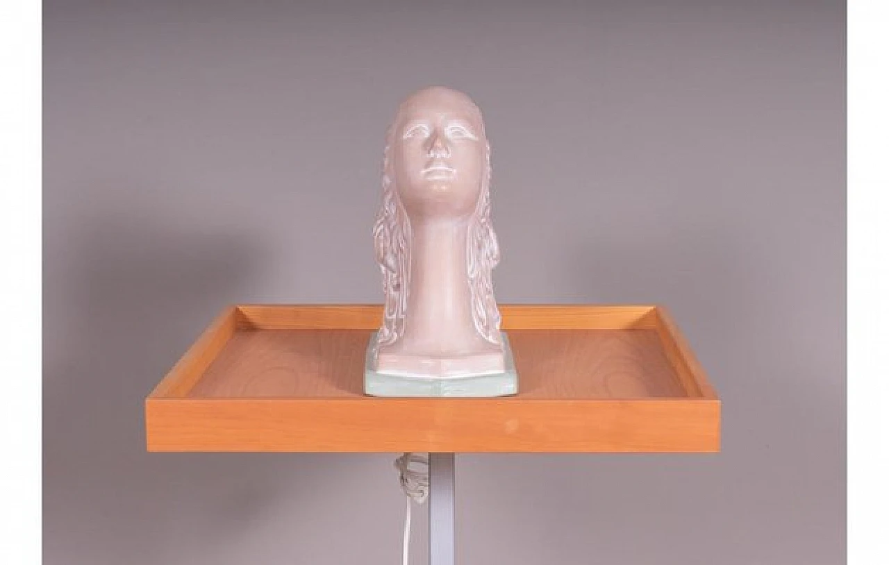 Lampada da tavolo piccola con scultura di donna in ceramica, anni '80 3