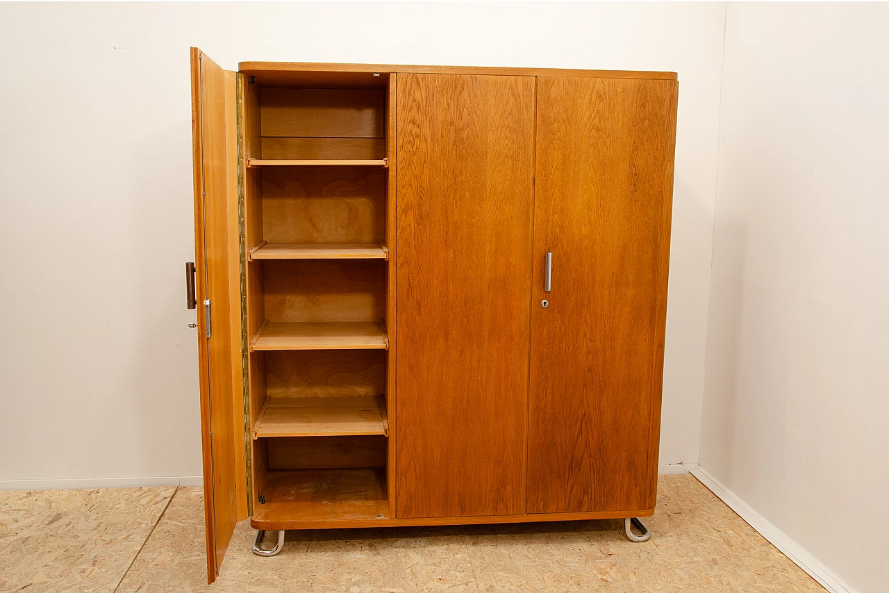 Bauhaus oak three-door wardrobe by Vichr & Spol, 1930s 10