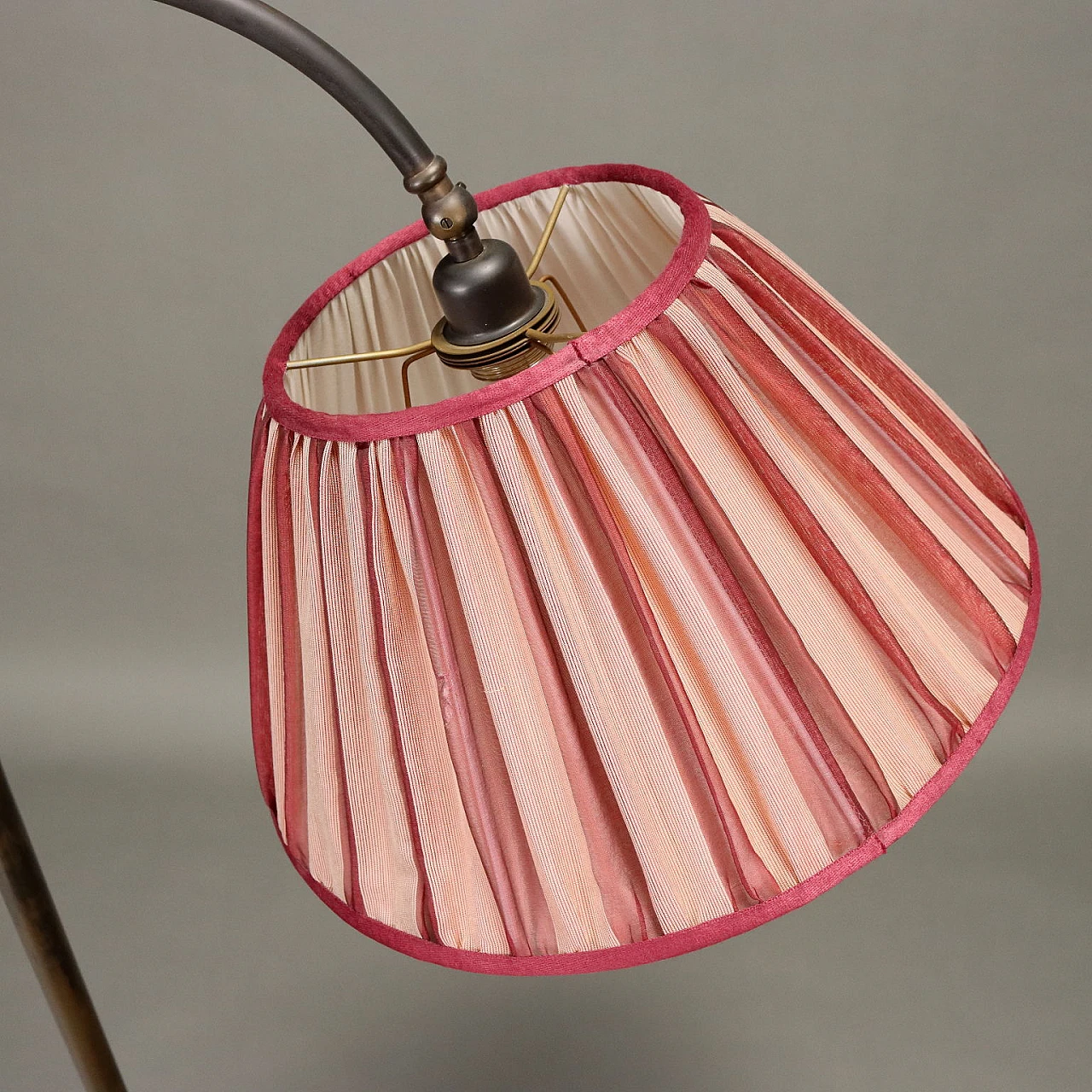 Adjustable brass floor lamp with pink fabric lampshade, 1950s 8