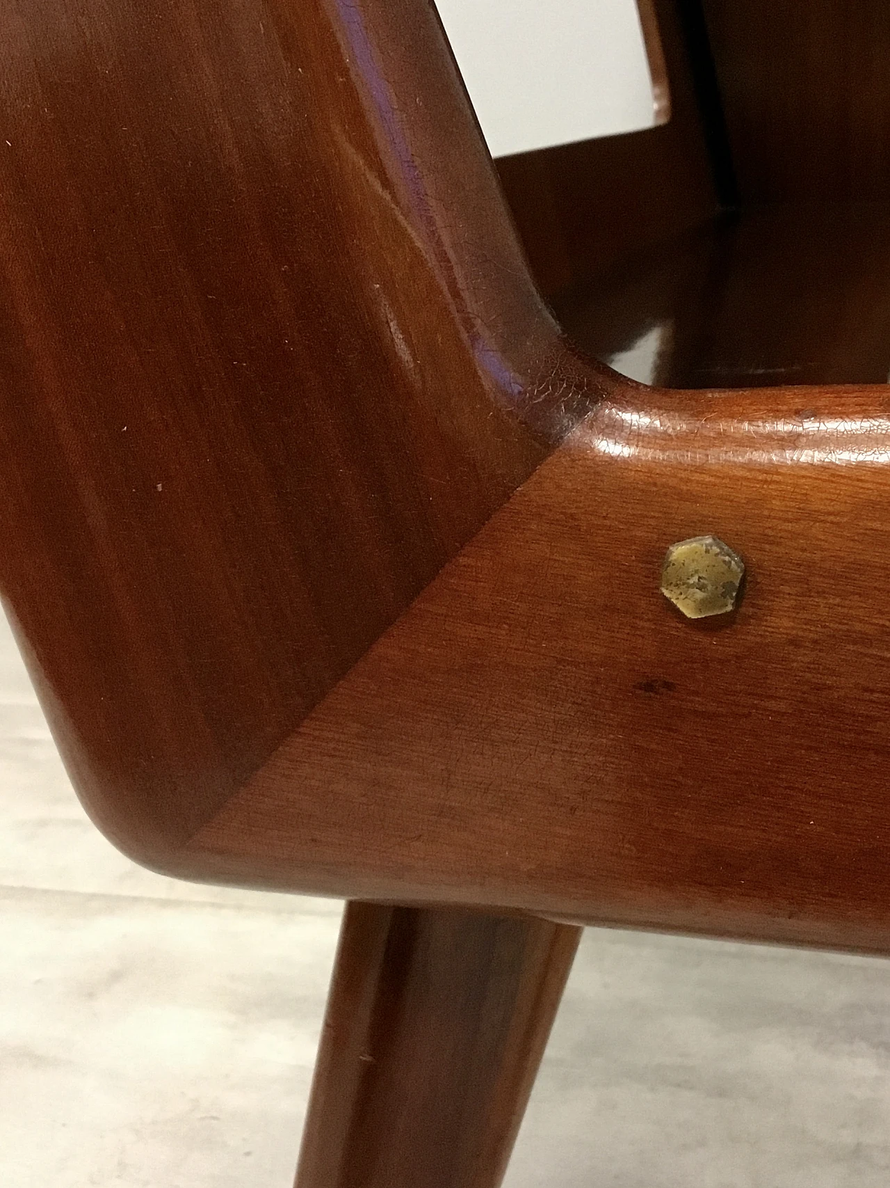 Scrivania in teak e formica multicolore attribuita a Dassi, anni '50 7