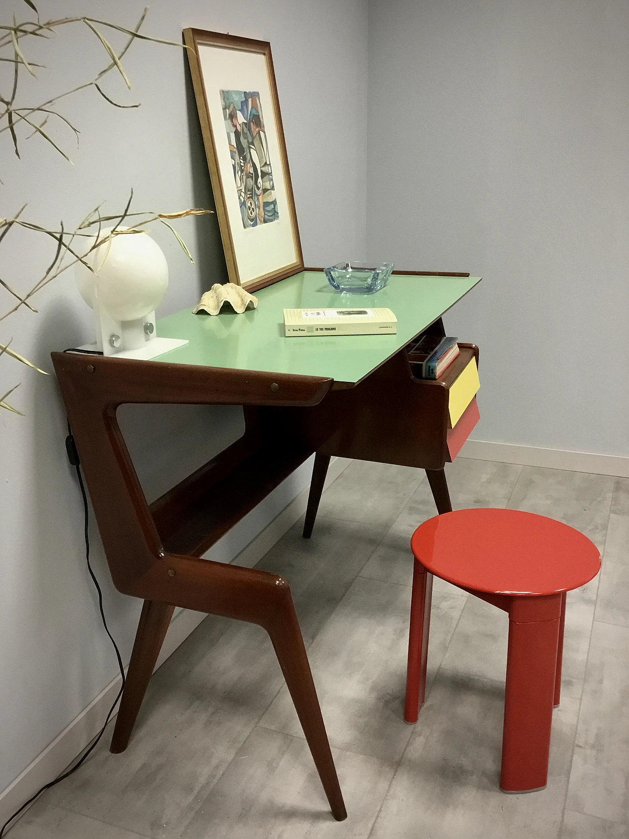 Scrivania in teak e formica multicolore attribuita a Dassi, anni '50 15