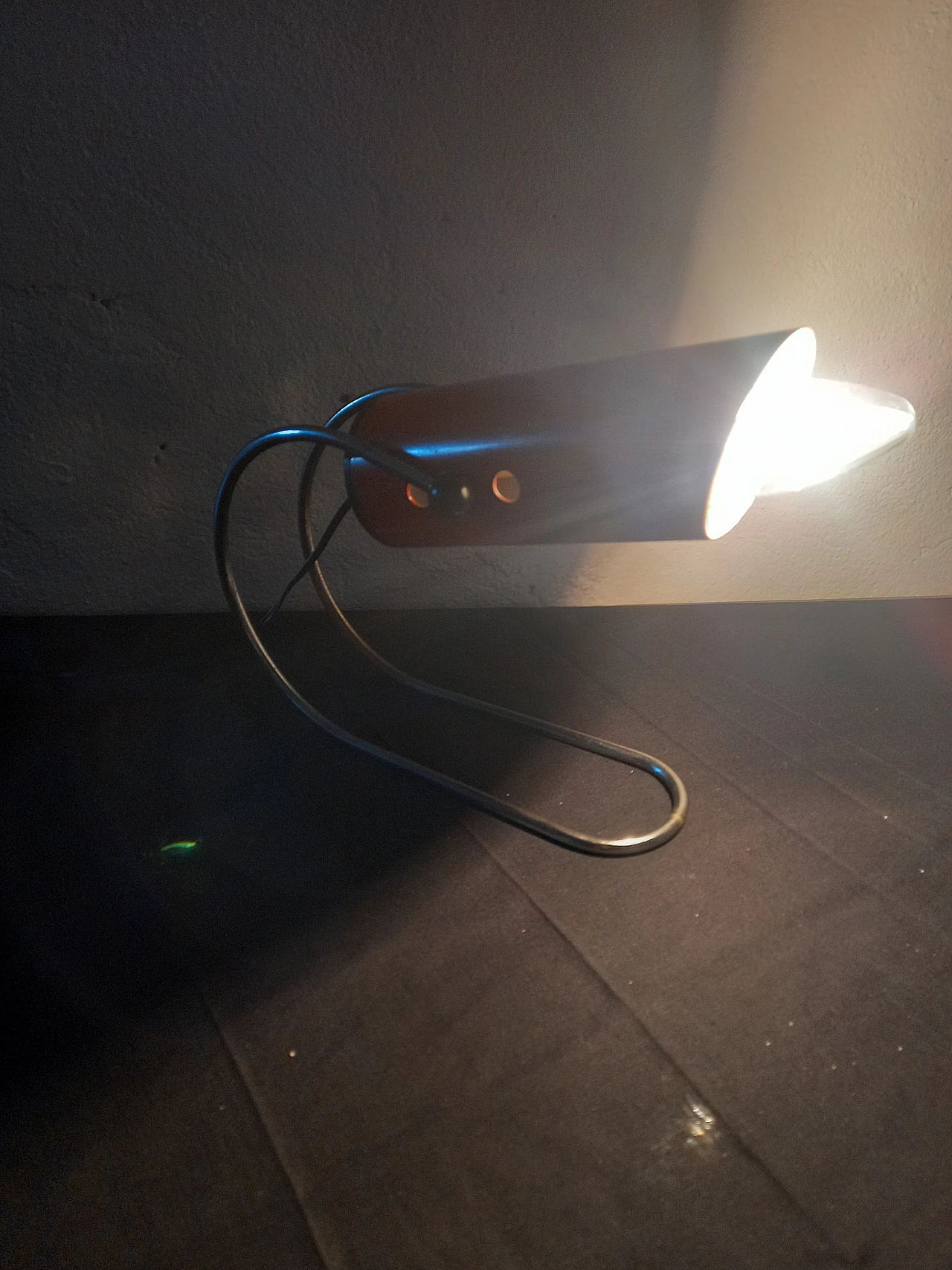 Lacquered metal table lamp attributed to Angelo Lelli, 1970s 6