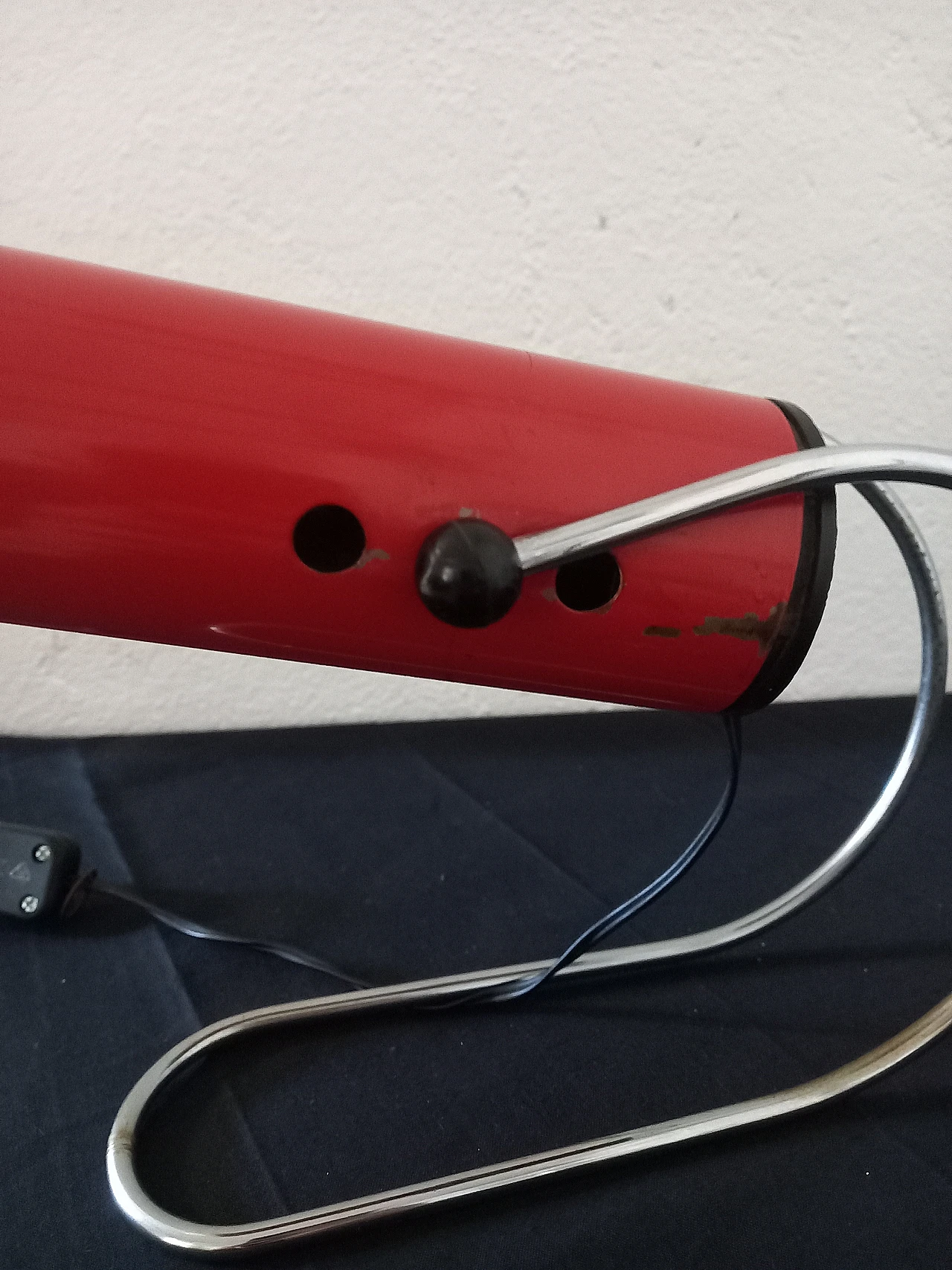 Lacquered metal table lamp attributed to Angelo Lelli, 1970s 7