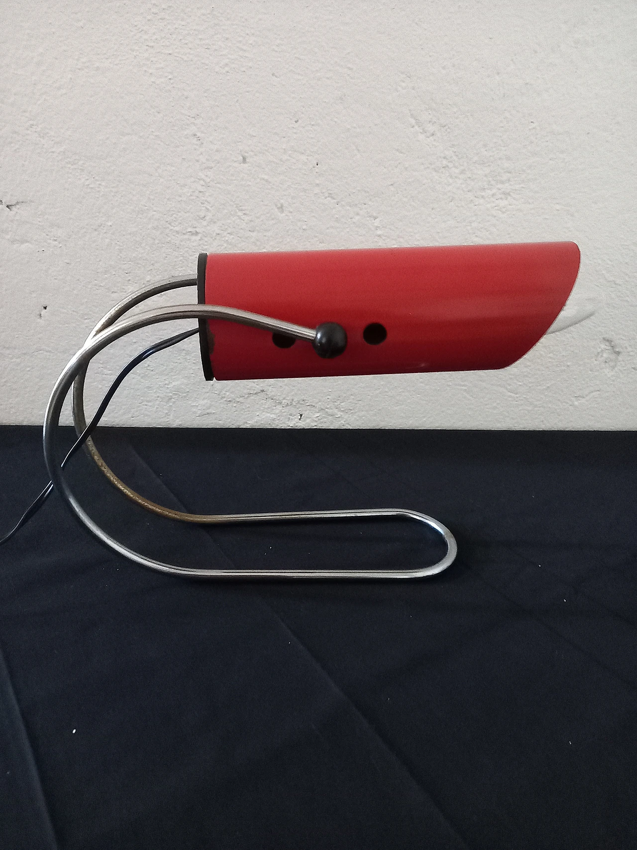 Lacquered metal table lamp attributed to Angelo Lelli, 1970s 9