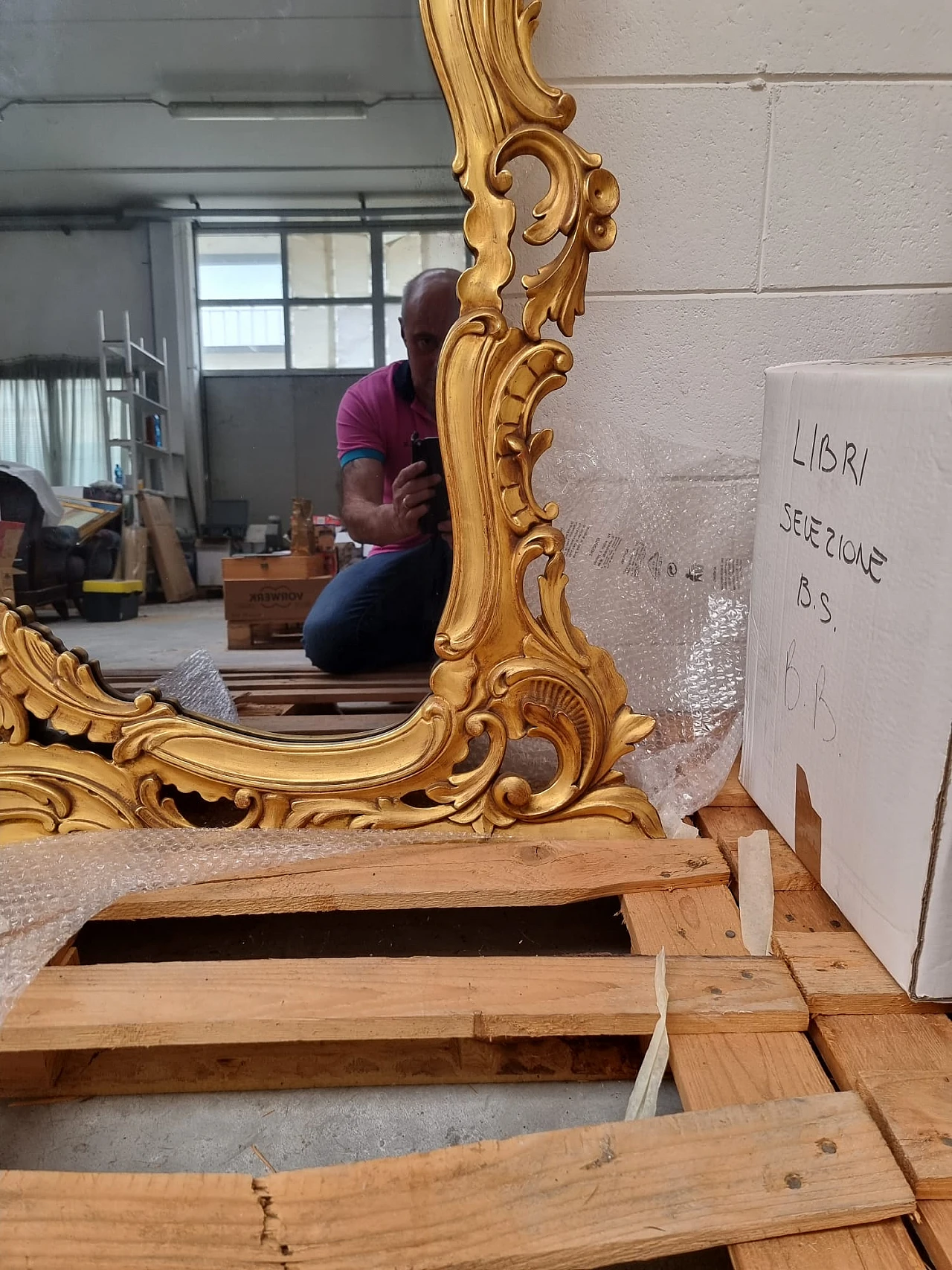 Specchio stile Barocco in legno intagliato e dorato 5