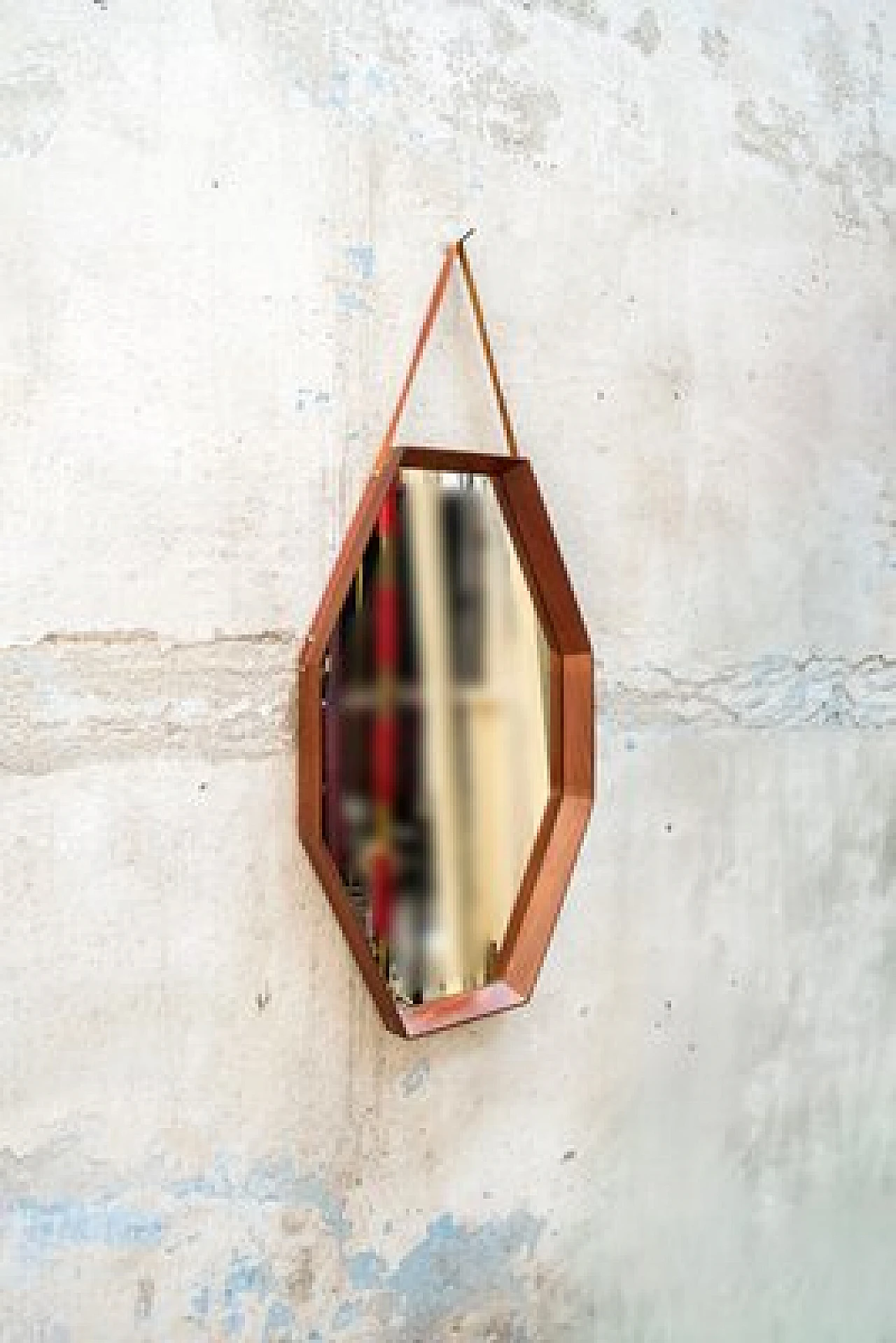 Specchio da parete in legno con dettaglio in pelle, anni '50 2