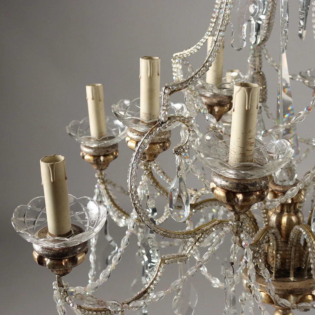 Twelve-light silver wood and crystal chandelier 3