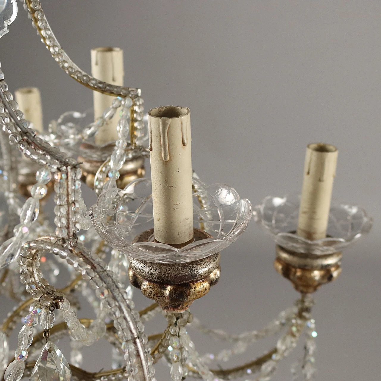 Twelve-light silver wood and crystal chandelier 6