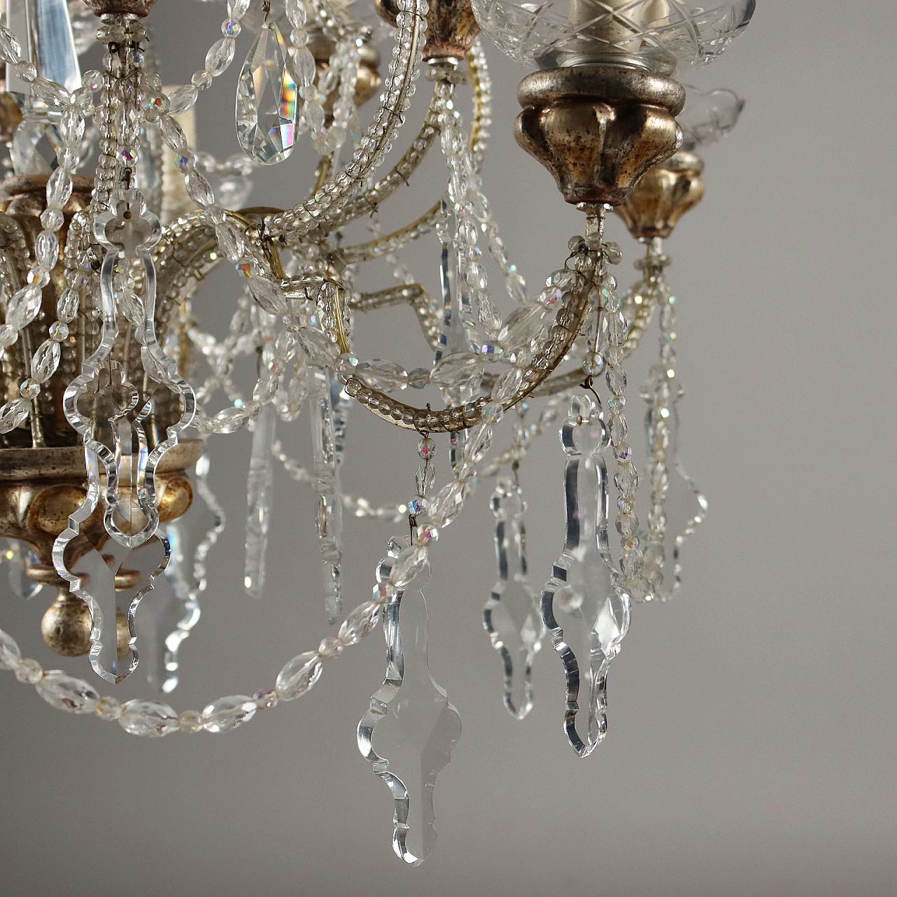 Twelve-light silver wood and crystal chandelier 7