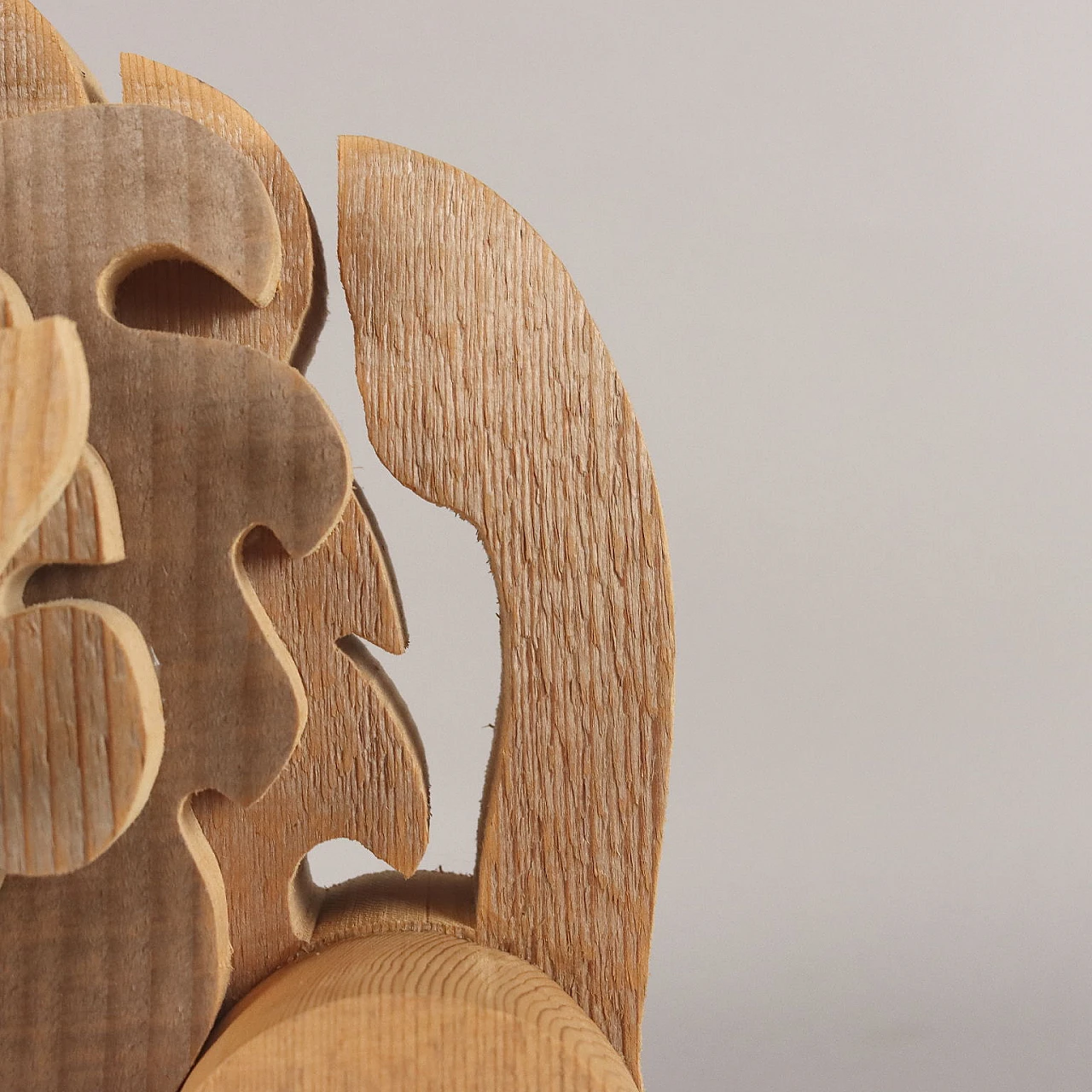 Wood lion sculpture by Bottega Michelangeli 5