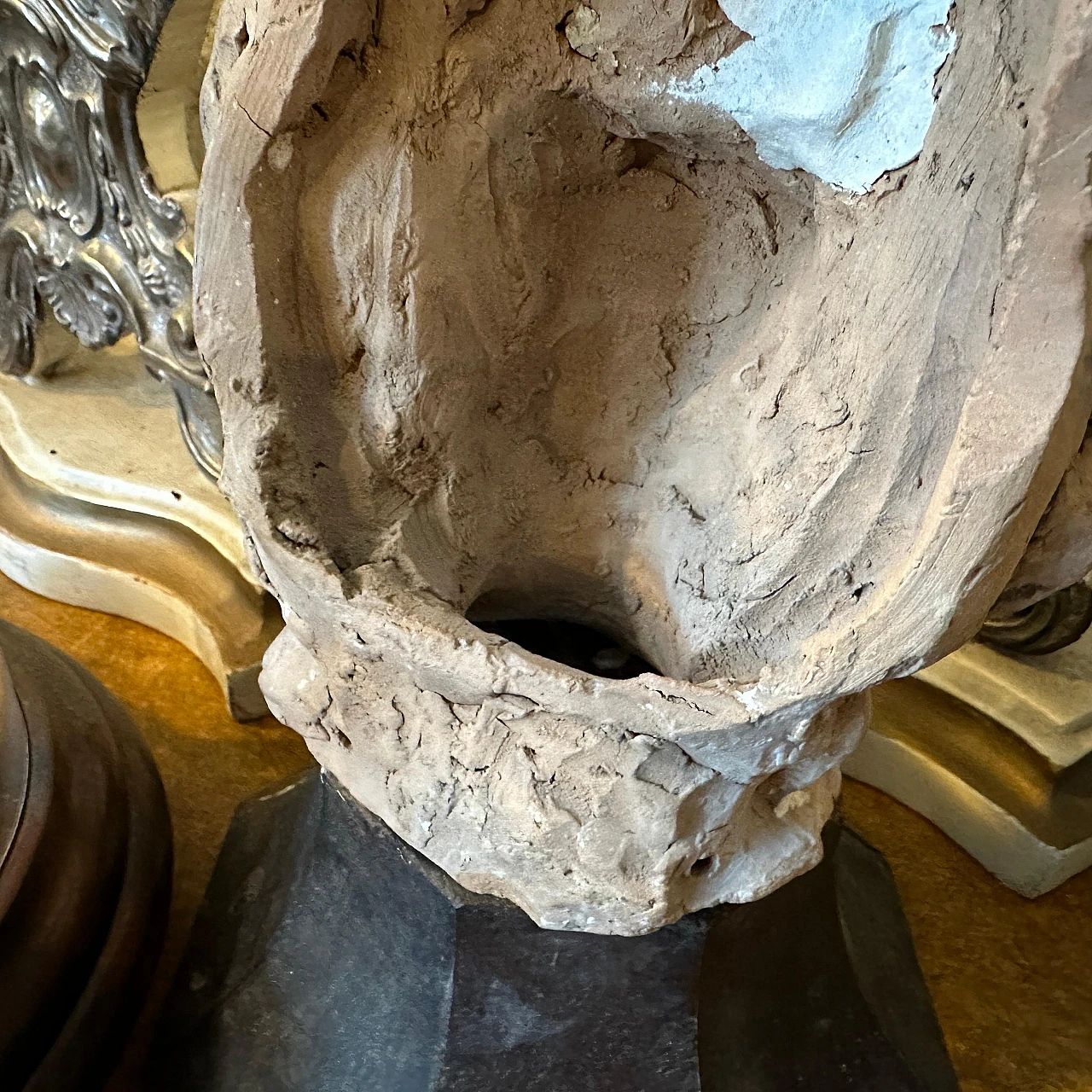 Testa di Madonna, scultura in terracotta, vetro e legno, metà '700 8