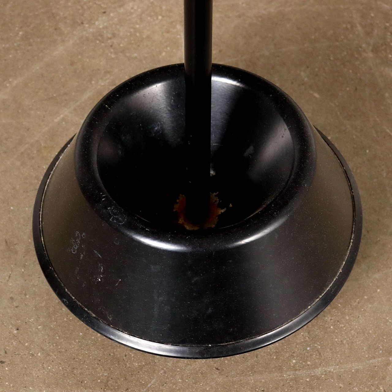 Black enameled metal umbrella stand, 1980s 5