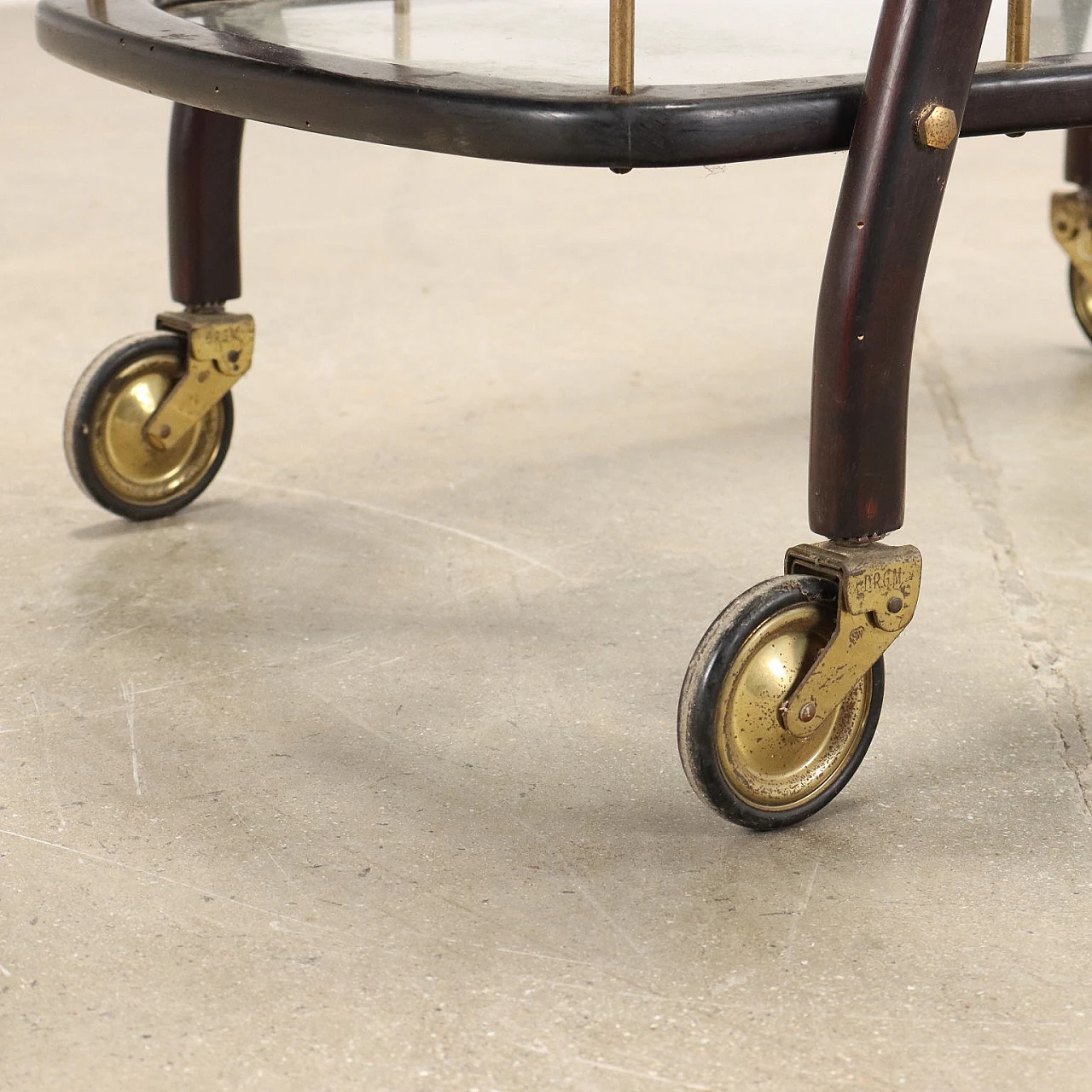 Carrello in faggio tinto e vetro, anni '50 6