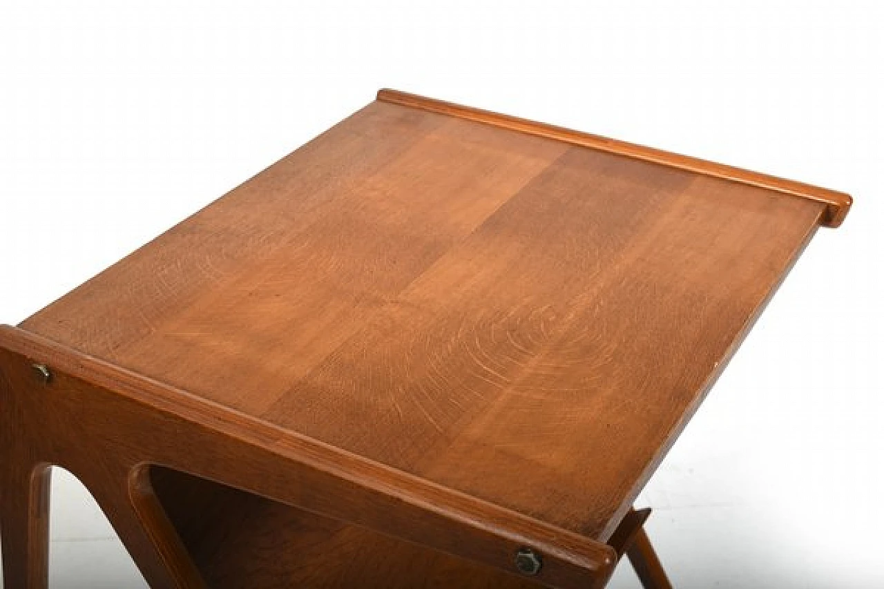 Carrello di servizio danese in rovere patinato, anni '50 10