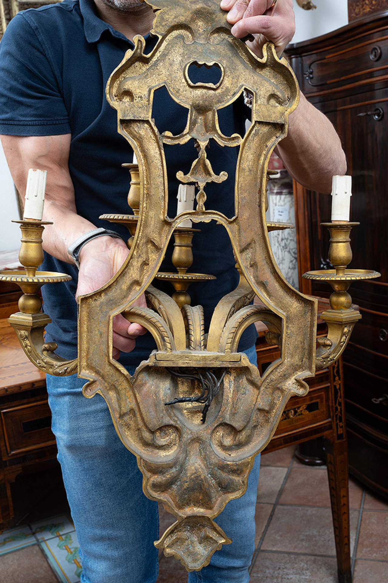 Pair of Napoleon III gilded bronze wall lights, 19th century 6