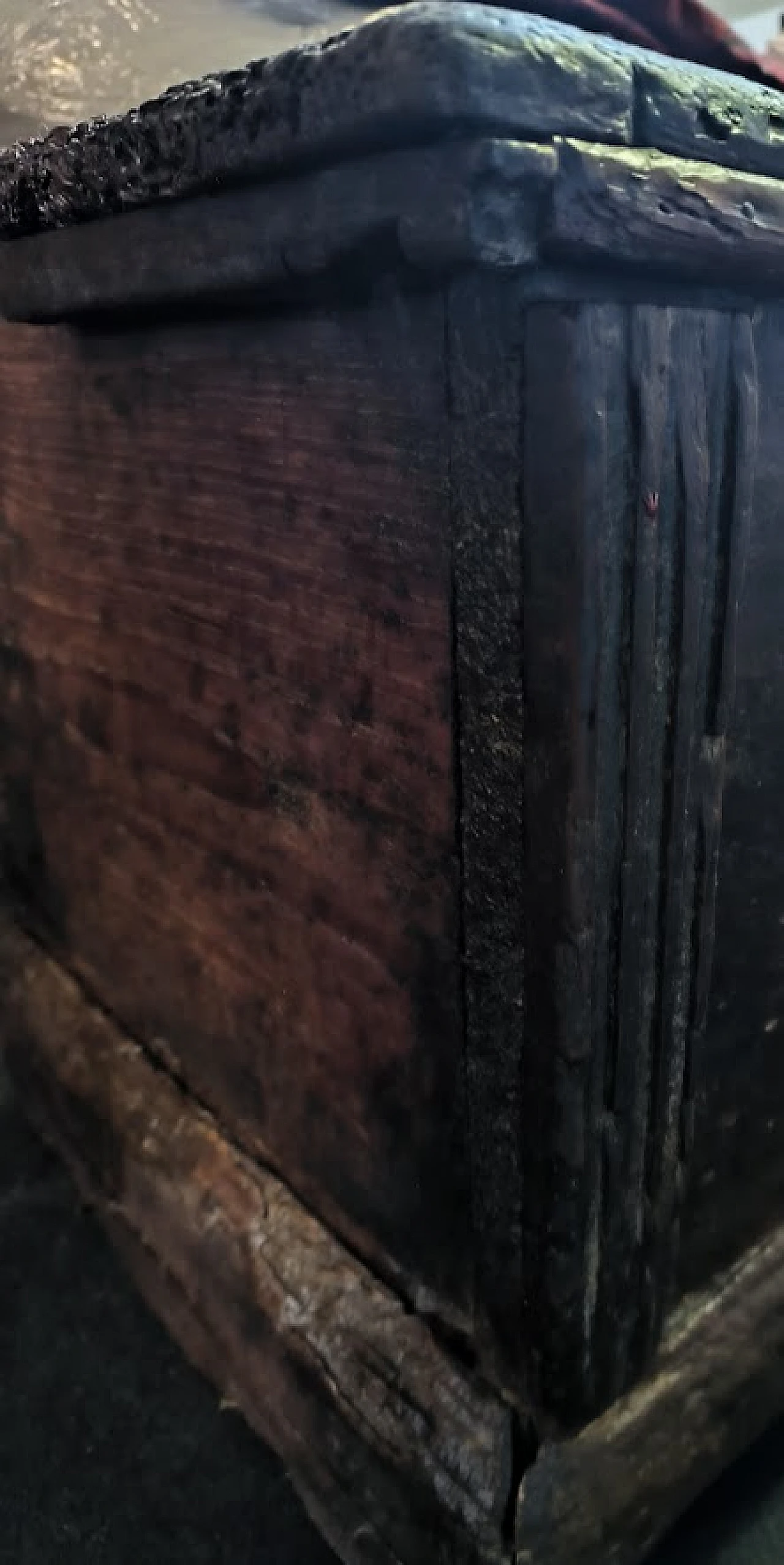 Chestnut wood chest, 18th century 11