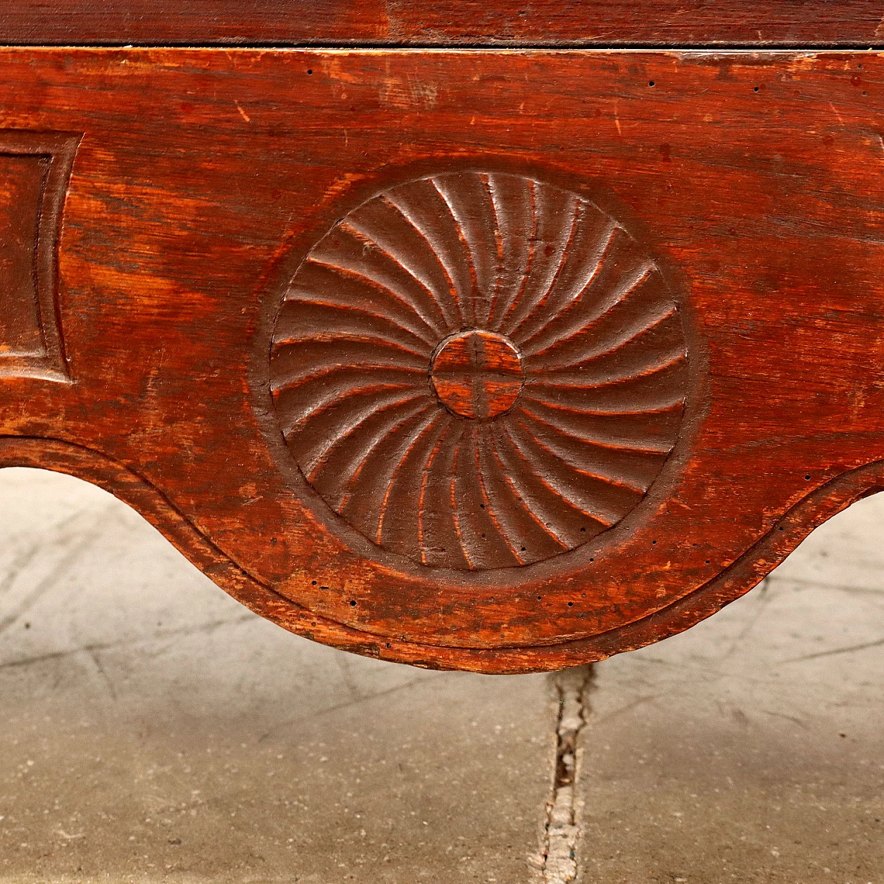 Neoclassical two-door wardrobe with wavy borders, early 20th century 7