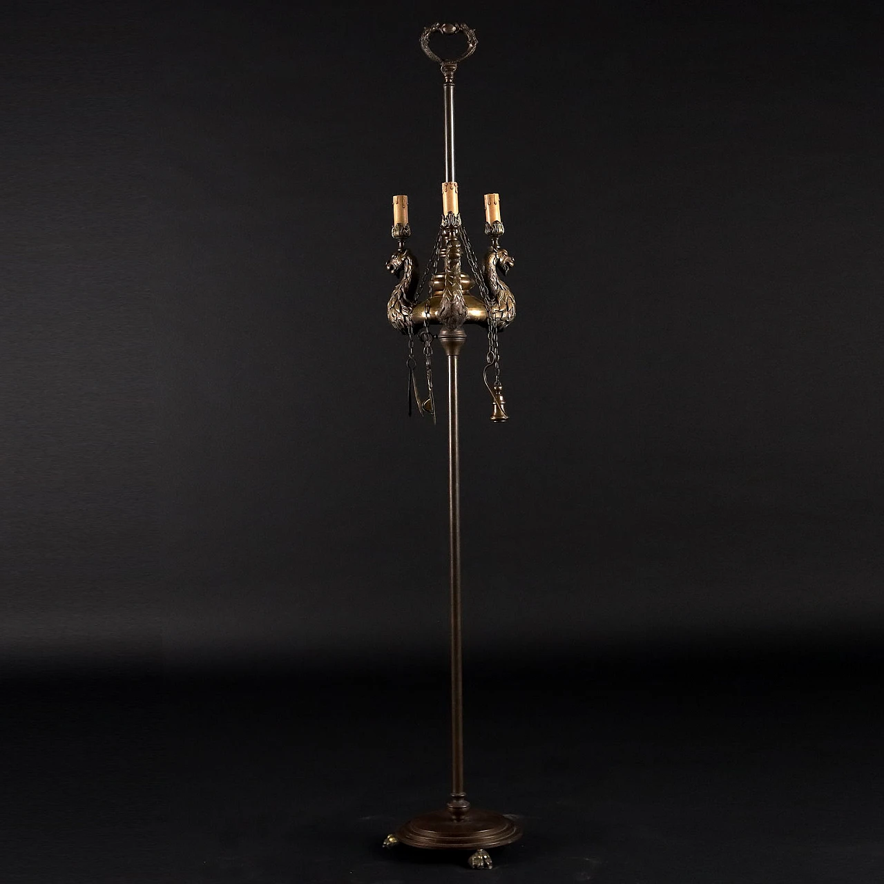 Neo-Renaissance style bronze floor lamp, early 20th century 1