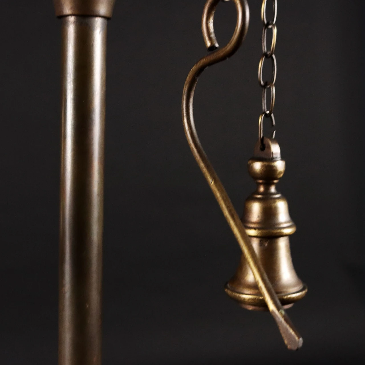 Neo-Renaissance style bronze floor lamp, early 20th century 9