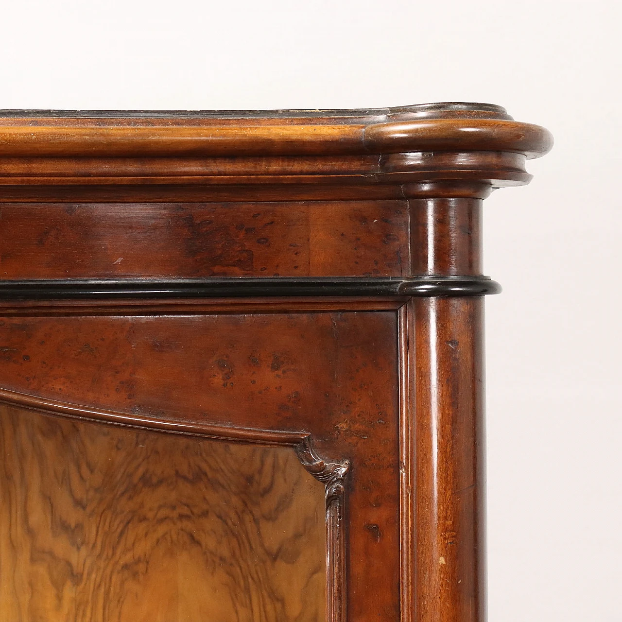 Mahogany and burl veneer showcase with rocaille motifs 4