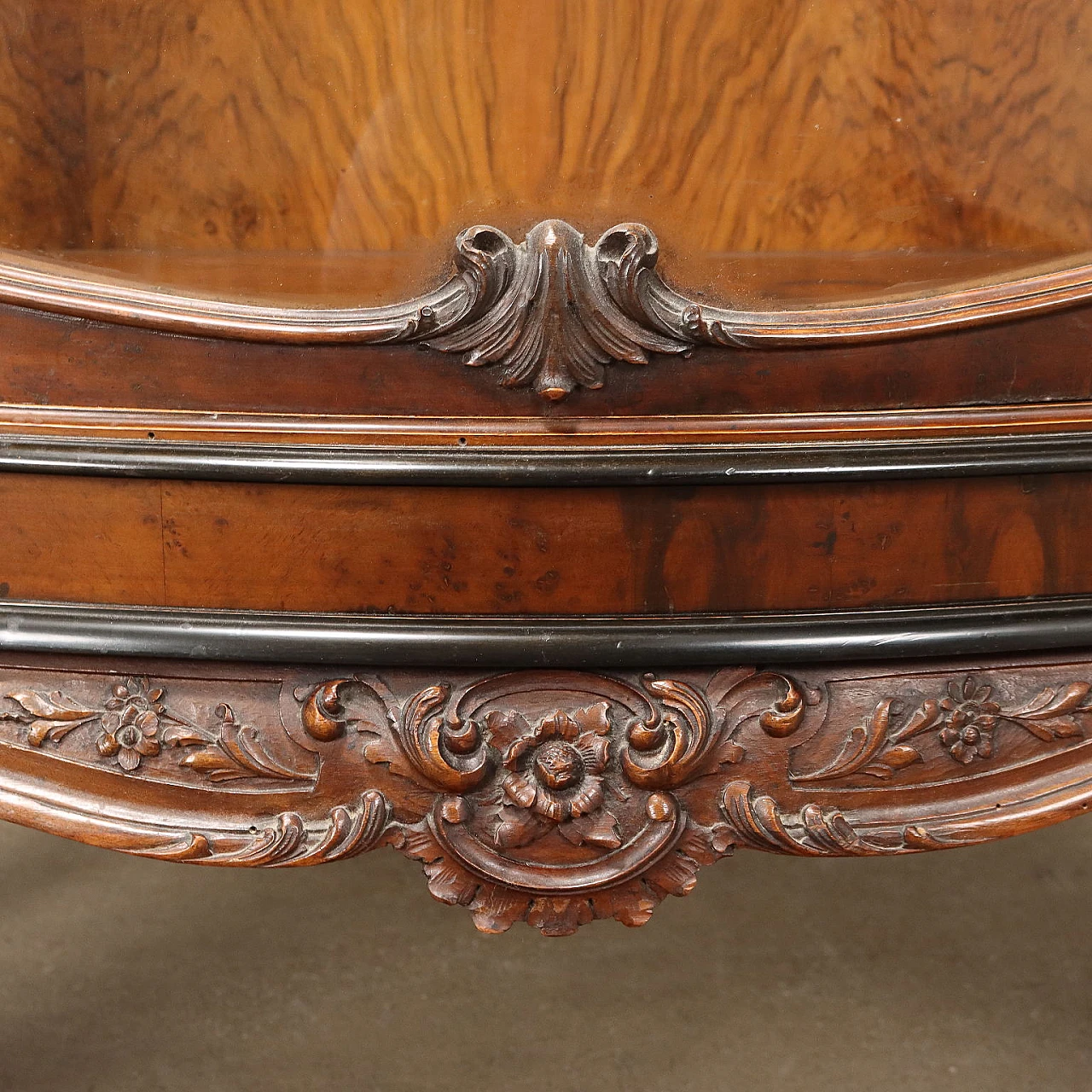 Mahogany and burl veneer showcase with rocaille motifs 8