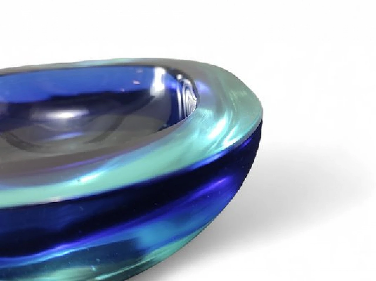 Pair of colored Murano glass ashtrays, 1970s 5